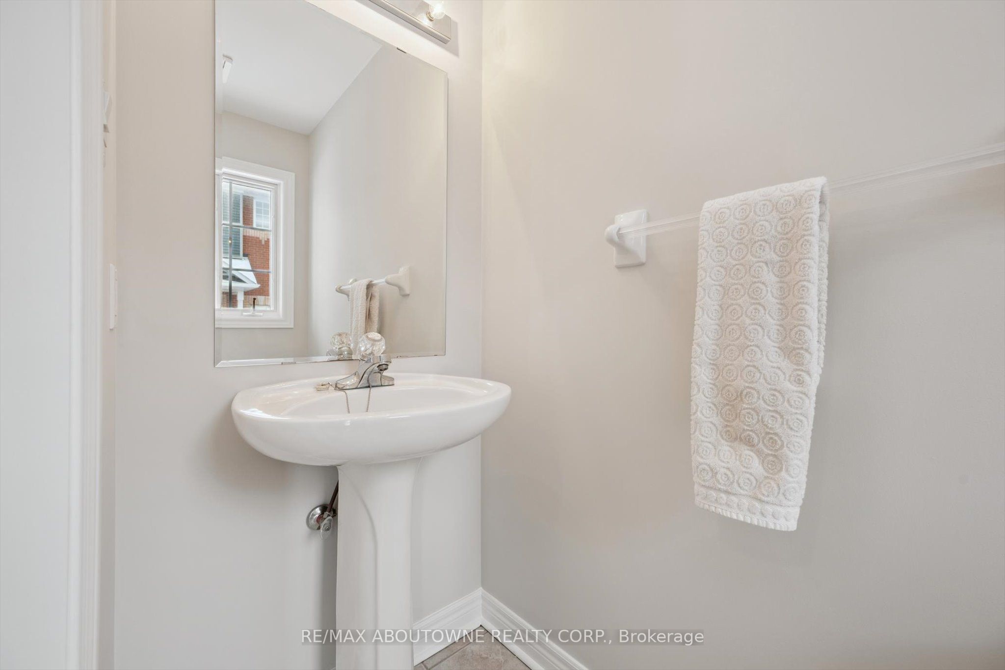 34 – 5031 East Mill Road, Mississauga ‣ W12720172 34 – 5031 East Mill Road, Mississauga ‣ W12720172