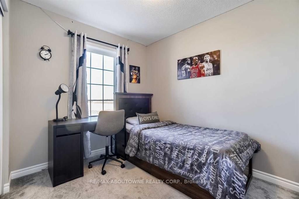 975 Whitlock Avenue, Milton ‣ W12722020 975 Whitlock Avenue, Milton ‣ W12722020