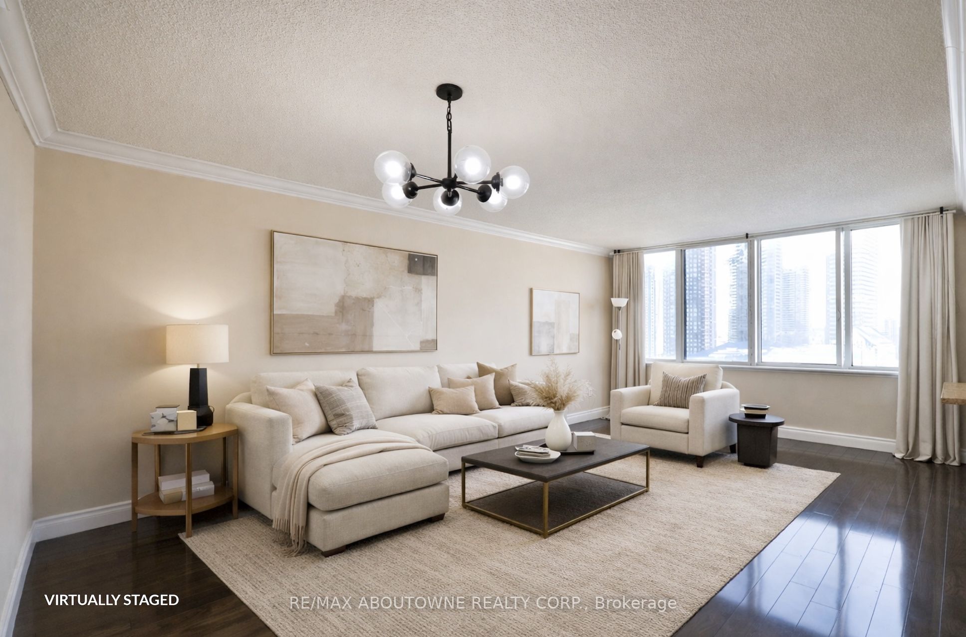 8 – 350 Webb Drive, Mississauga ‣ W12722412 8 – 350 Webb Drive, Mississauga ‣ W12722412