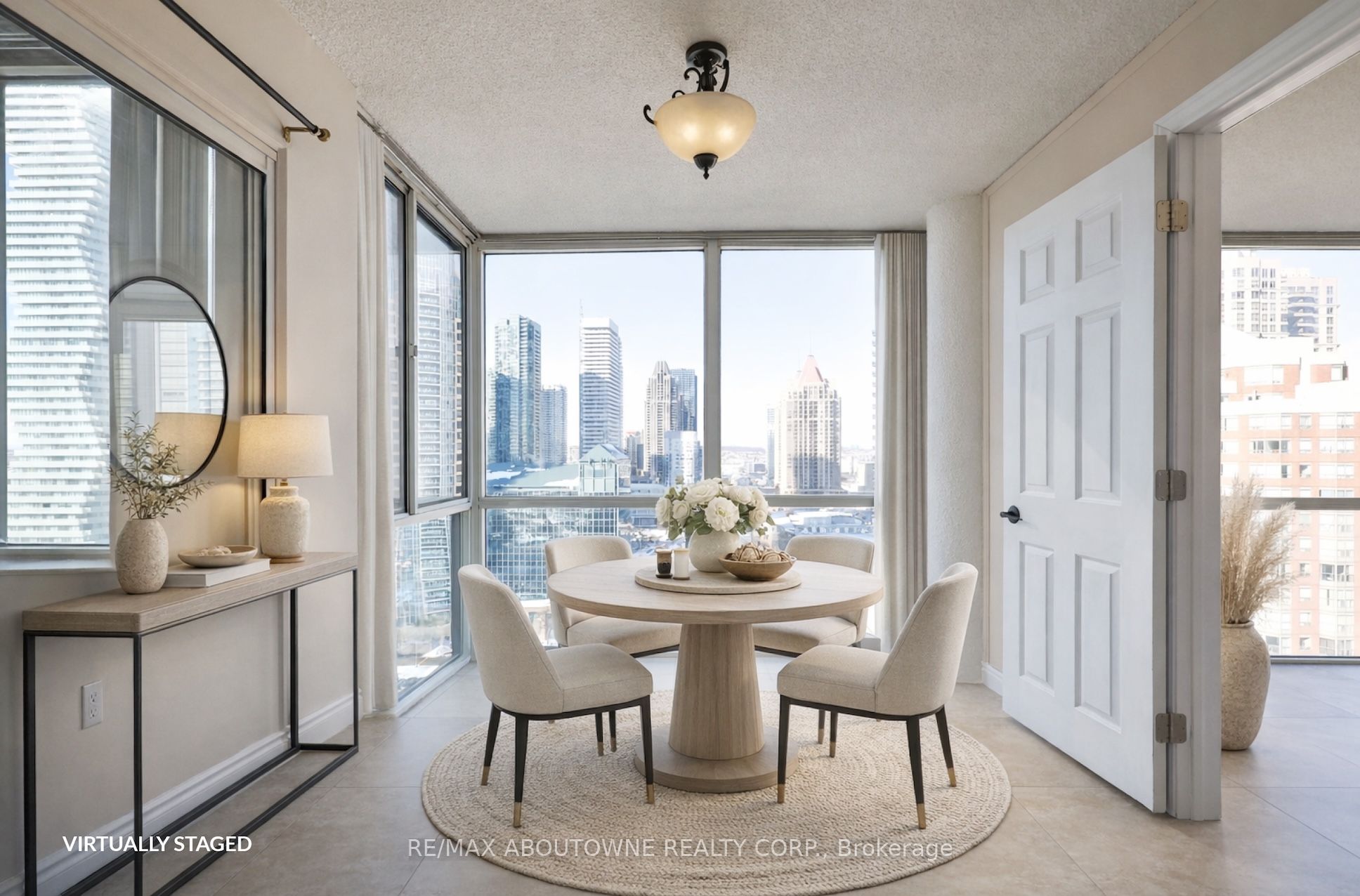 8 – 350 Webb Drive, Mississauga ‣ W12722412 8 – 350 Webb Drive, Mississauga ‣ W12722412