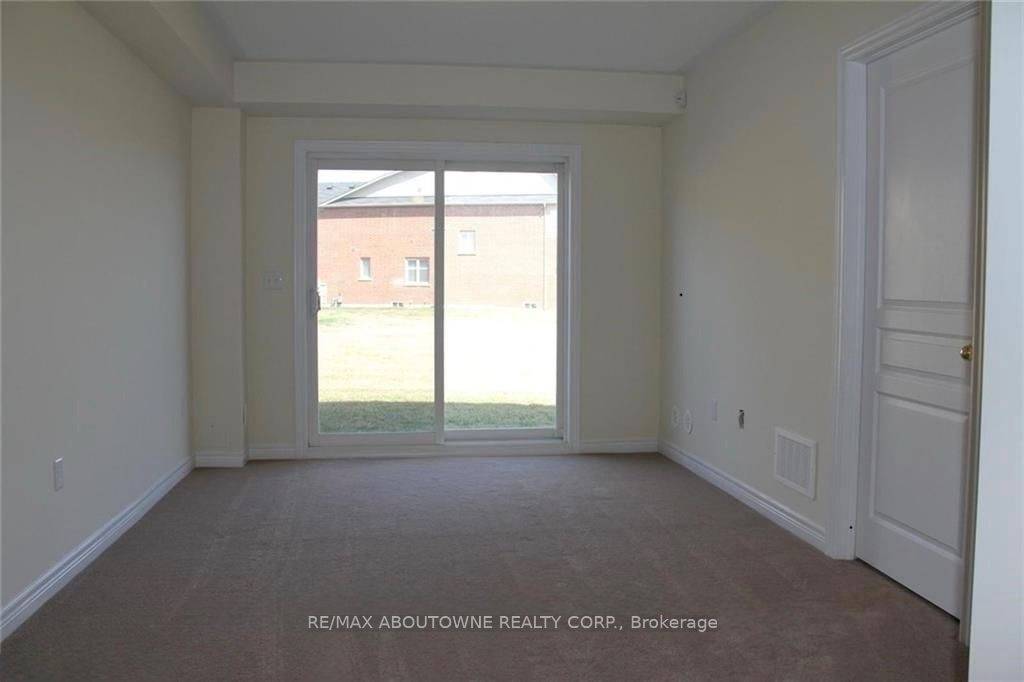 2178 Fiddlers Way, Oakville ‣ W12735334 2178 Fiddlers Way, Oakville ‣ W12735334