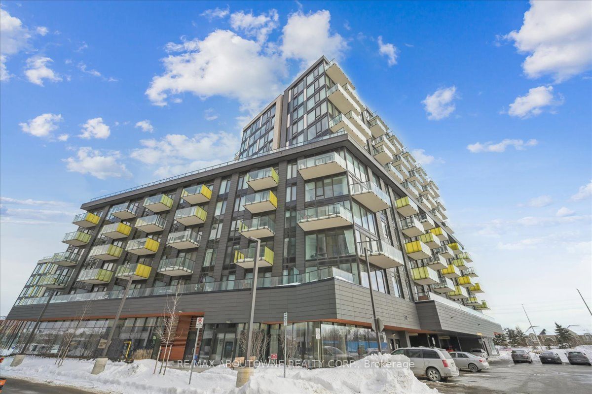 39 – 3006 William Cutmore Boulevard, Oakville ‣ W12749458 39 – 3006 William Cutmore Boulevard, Oakville ‣ W12749458