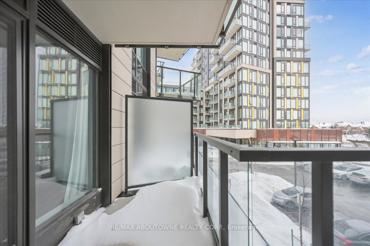 39 – 3006 William Cutmore Boulevard, Oakville ‣ W12749458 39 – 3006 William Cutmore Boulevard, Oakville ‣ W12749458