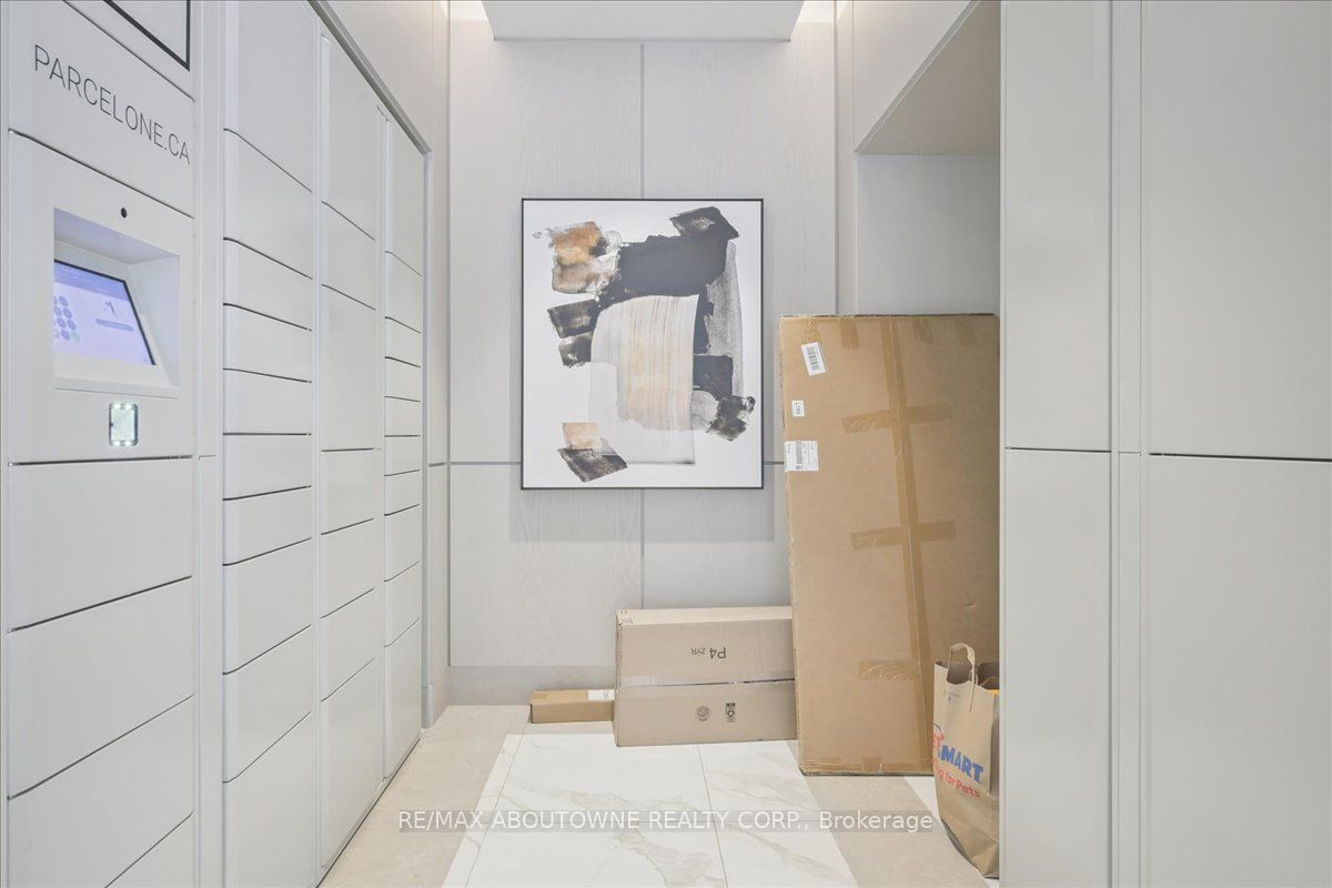 39 – 3006 William Cutmore Boulevard, Oakville ‣ W12749458 39 – 3006 William Cutmore Boulevard, Oakville ‣ W12749458