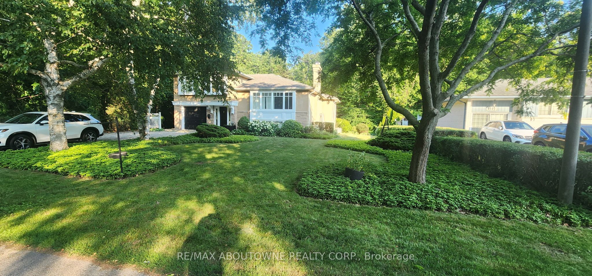 1306 Hixon Street, Oakville