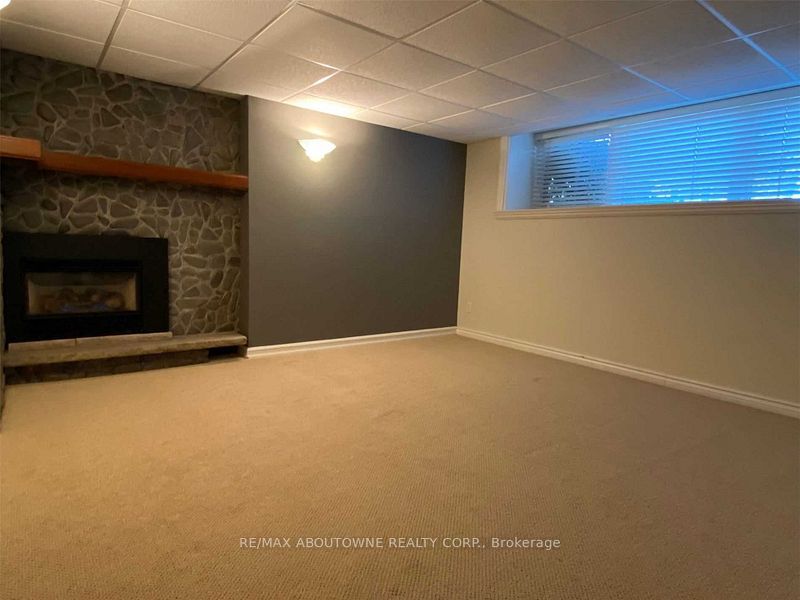 1306 Hixon Street, Oakville ‣ W12790254 1306 Hixon Street, Oakville ‣ W12790254