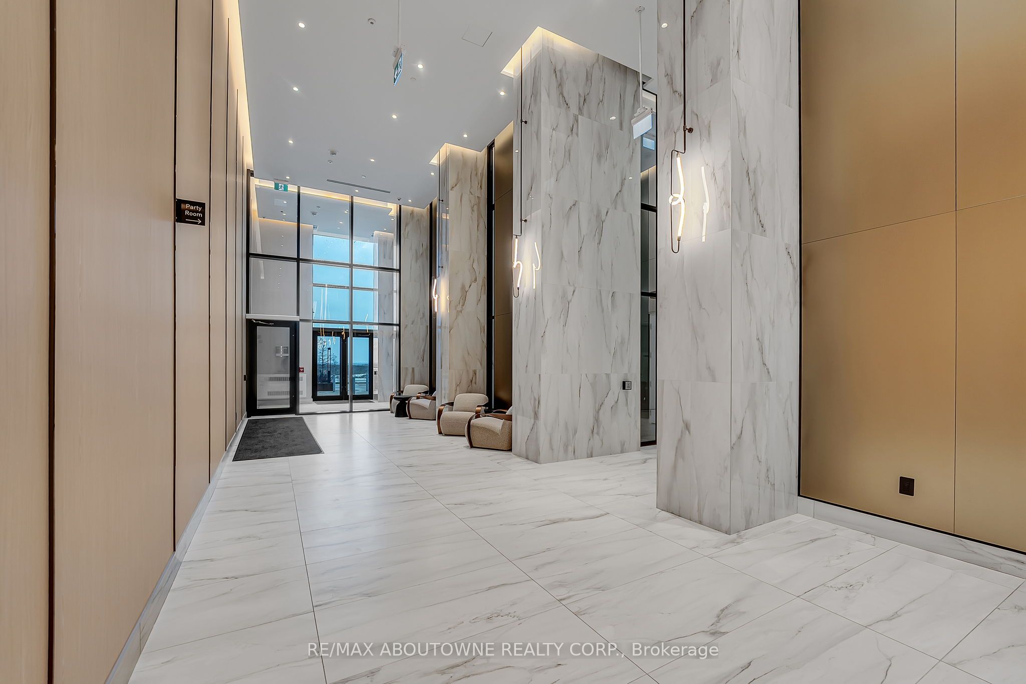 17 – 251 Masonry Way, Mississauga ‣ W12802984 17 – 251 Masonry Way, Mississauga ‣ W12802984