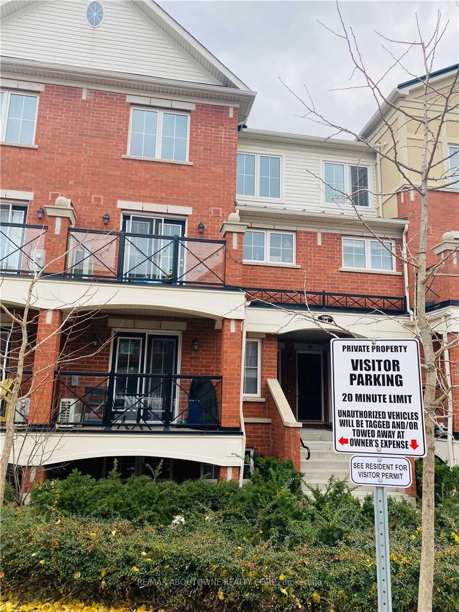 192 – 2492 Post Road, Oakville ‣ W12806206 192 – 2492 Post Road, Oakville ‣ W12806206