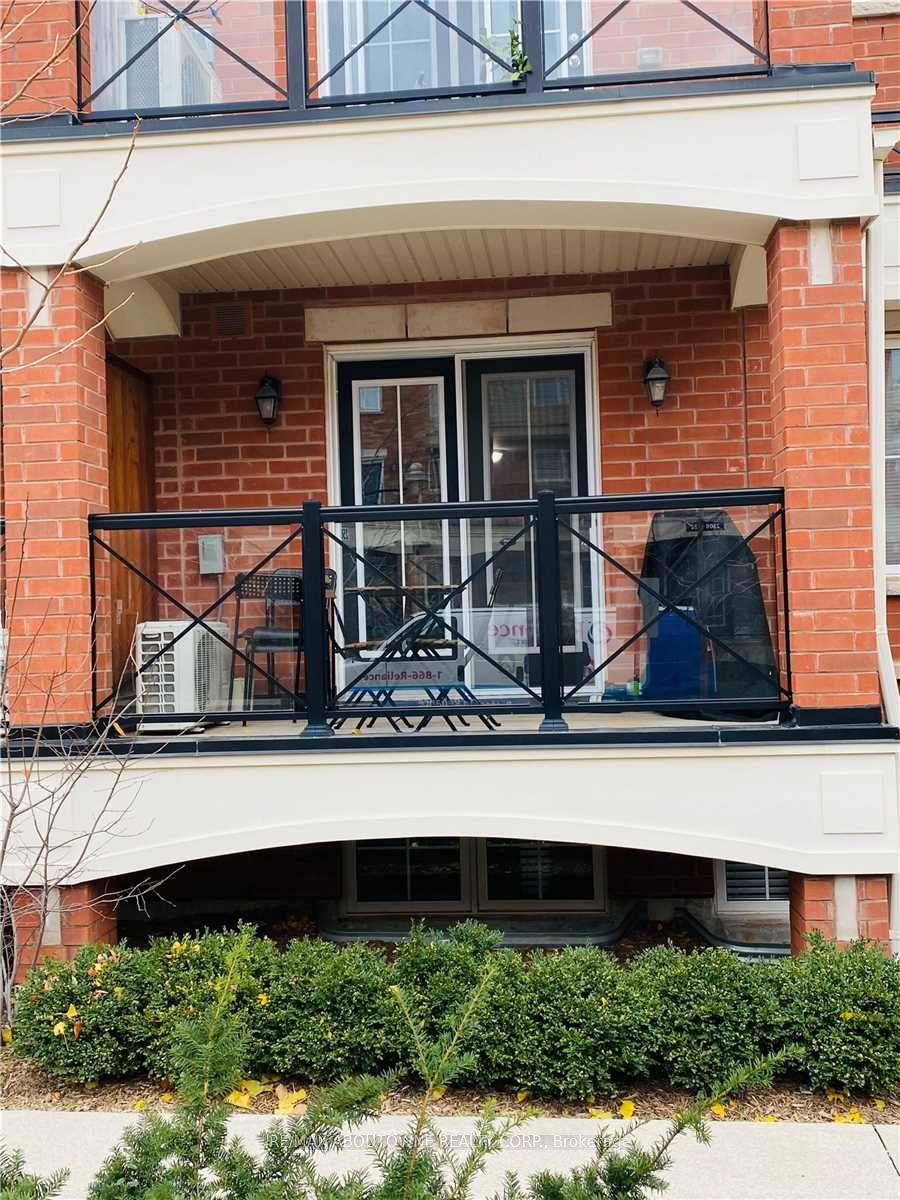 192 – 2492 Post Road, Oakville ‣ W12806206 192 – 2492 Post Road, Oakville ‣ W12806206