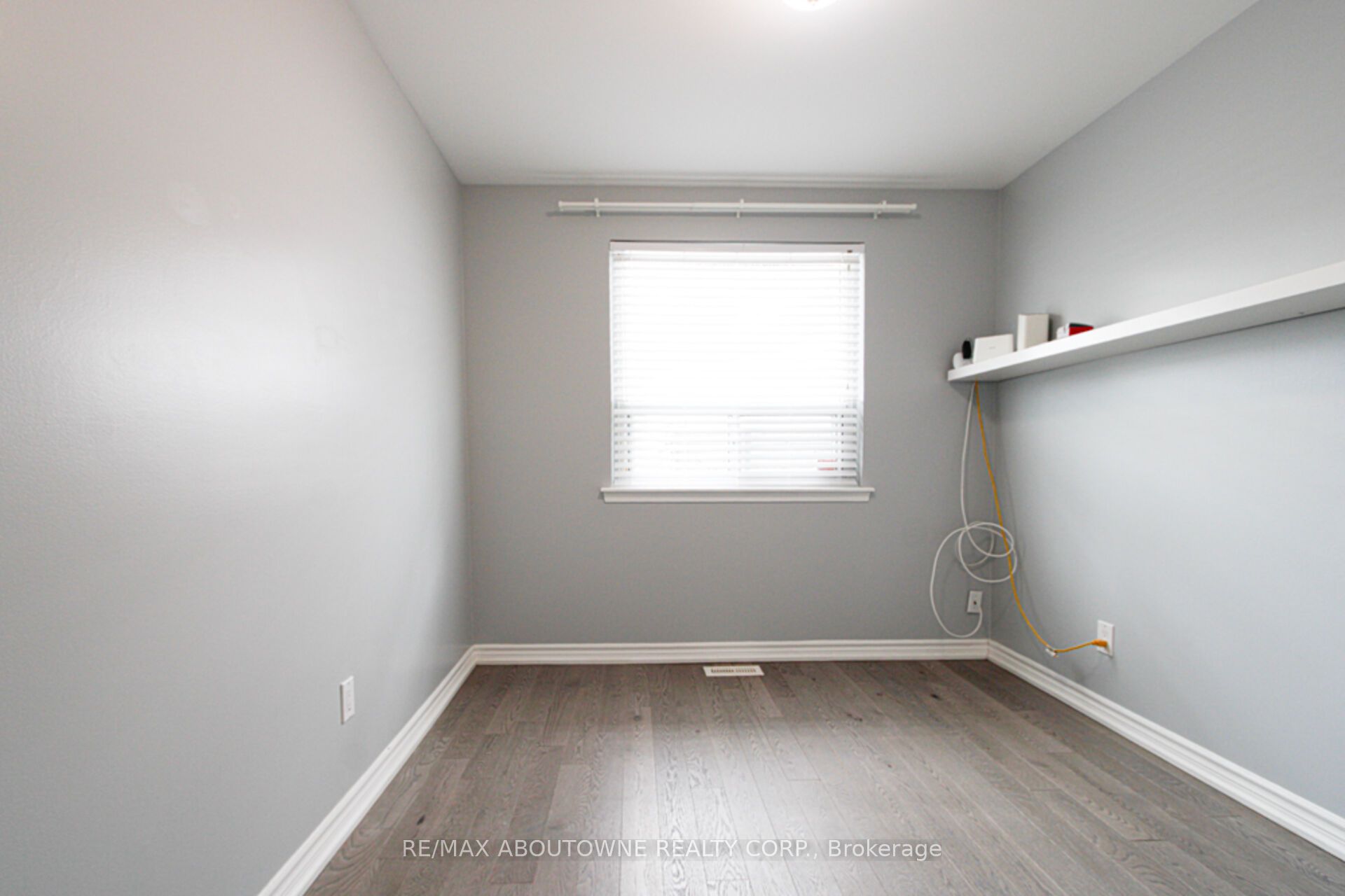 1601 Sandgate Crescent, Mississauga ‣ W12809628 1601 Sandgate Crescent, Mississauga ‣ W12809628