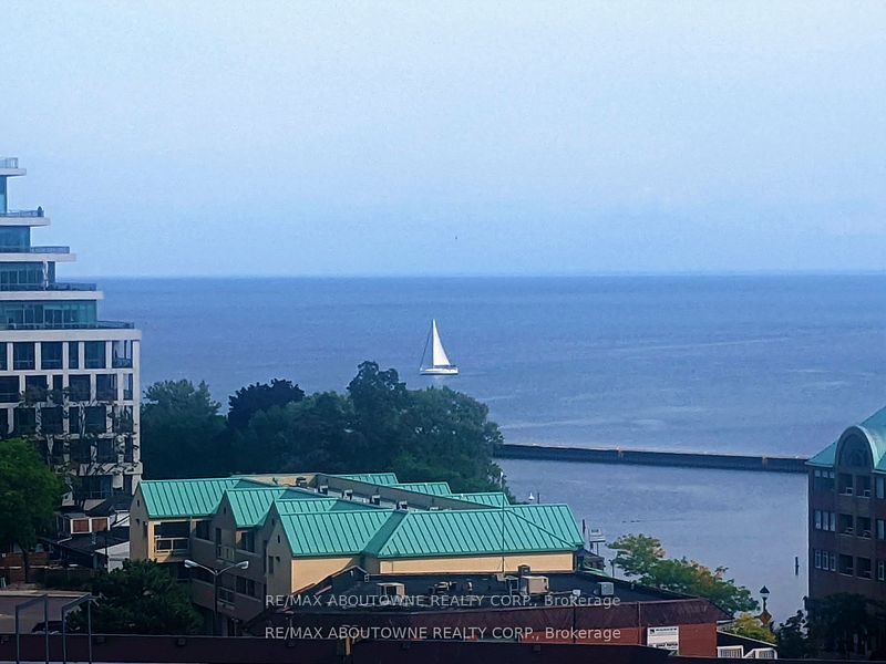 B0514 – 133 Bronte Road, Oakville