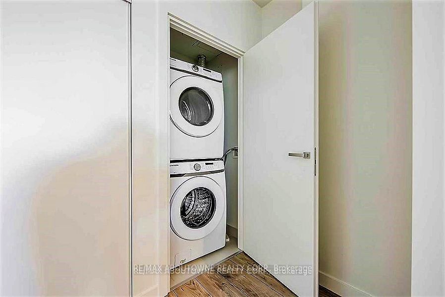 B0514 – 133 Bronte Road, Oakville ‣ W12828998 B0514 – 133 Bronte Road, Oakville ‣ W12828998