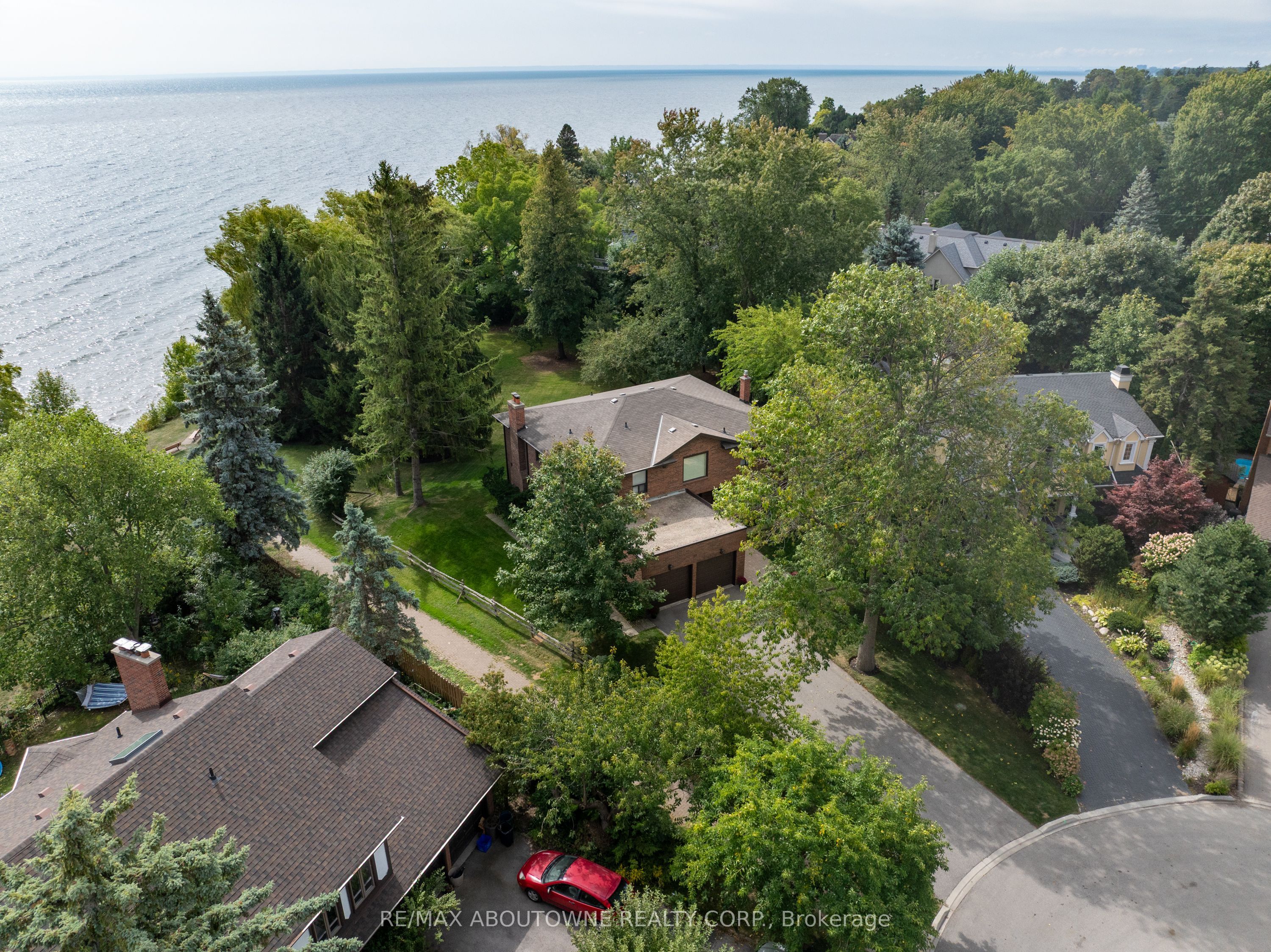 20 Arkendo Drive, Oakville