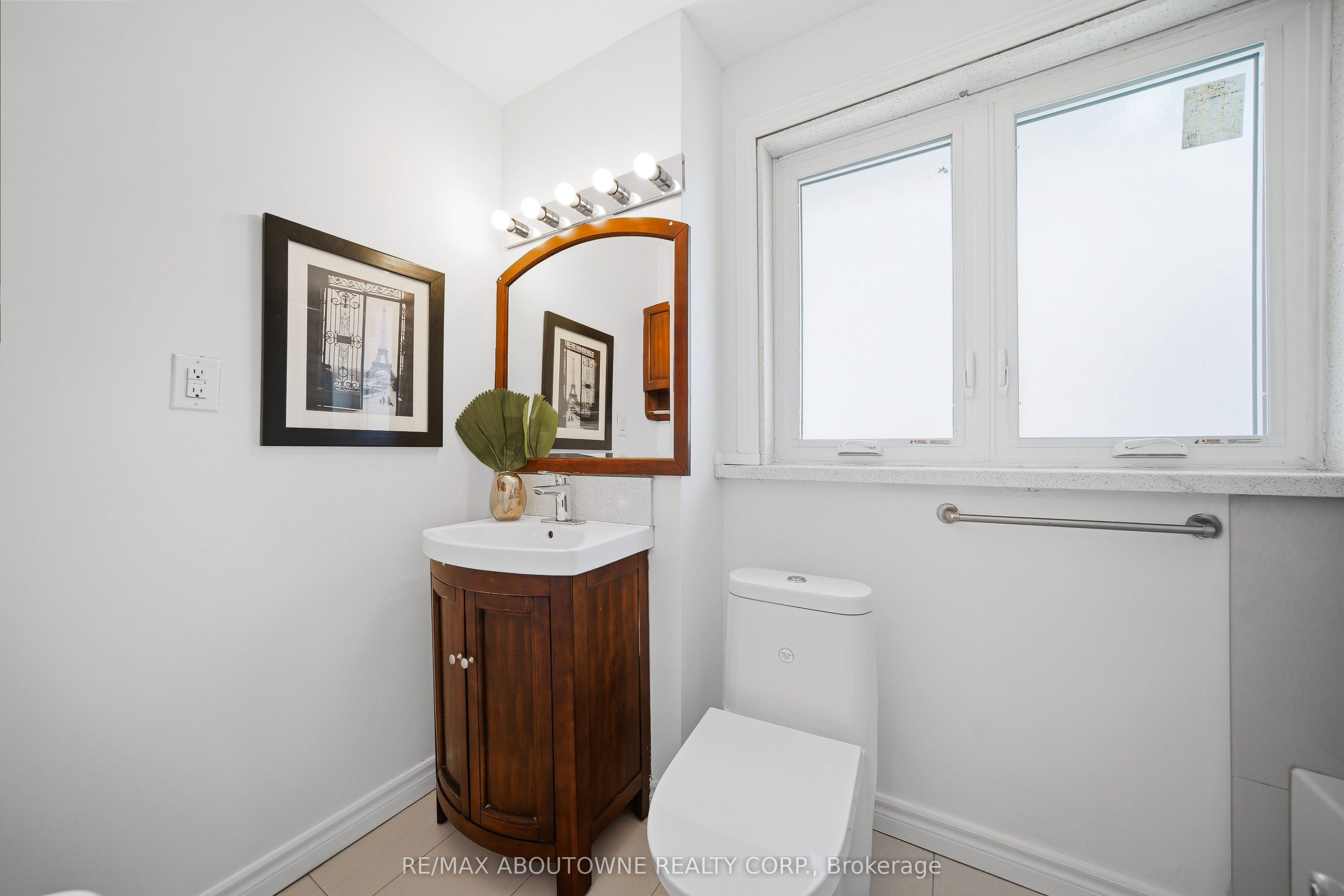 1238 Bray Court, Mississauga ‣ W12834550 1238 Bray Court, Mississauga ‣ W12834550