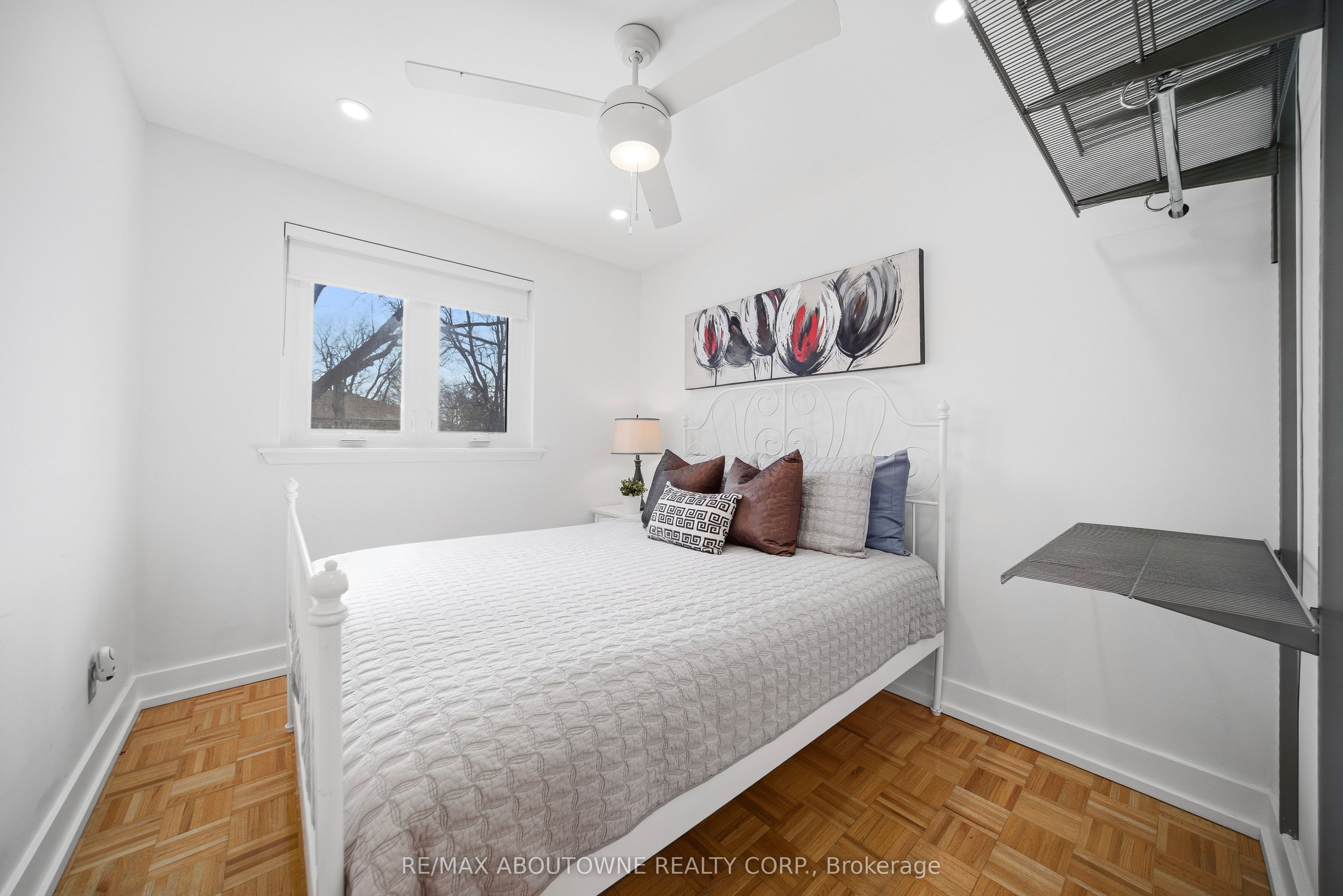 1238 Bray Court, Mississauga ‣ W12834550 1238 Bray Court, Mississauga ‣ W12834550