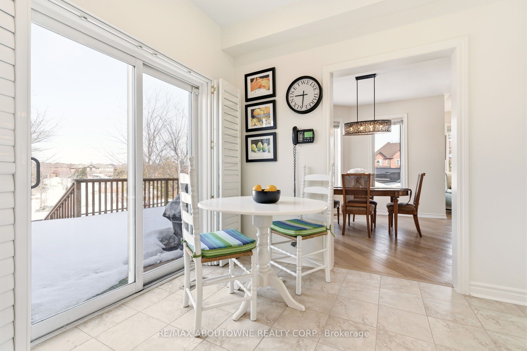 34 – 300 Ravineview Way, Oakville ‣ W12839656 34 – 300 Ravineview Way, Oakville ‣ W12839656