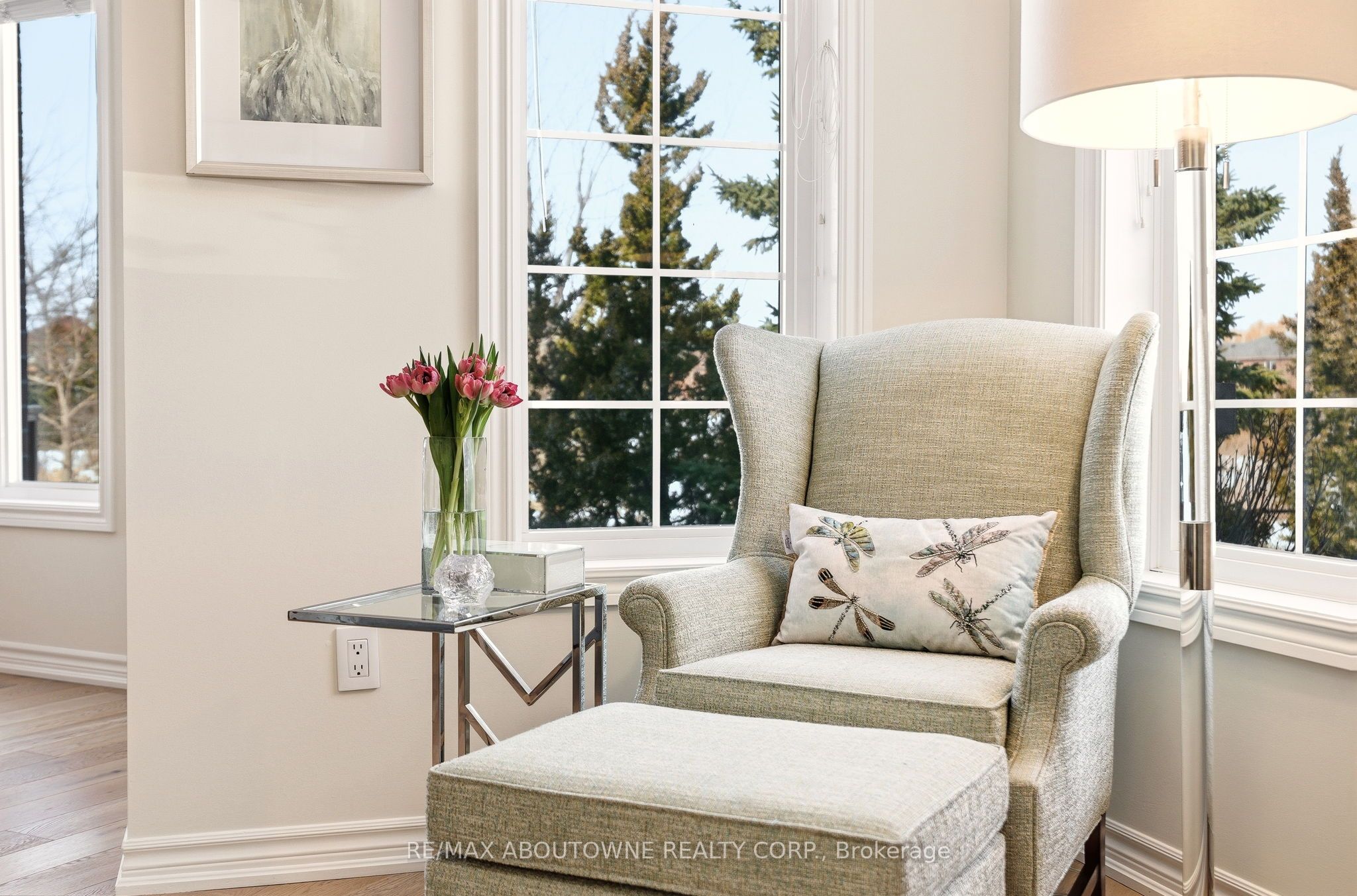 34 – 300 Ravineview Way, Oakville ‣ W12839656 34 – 300 Ravineview Way, Oakville ‣ W12839656