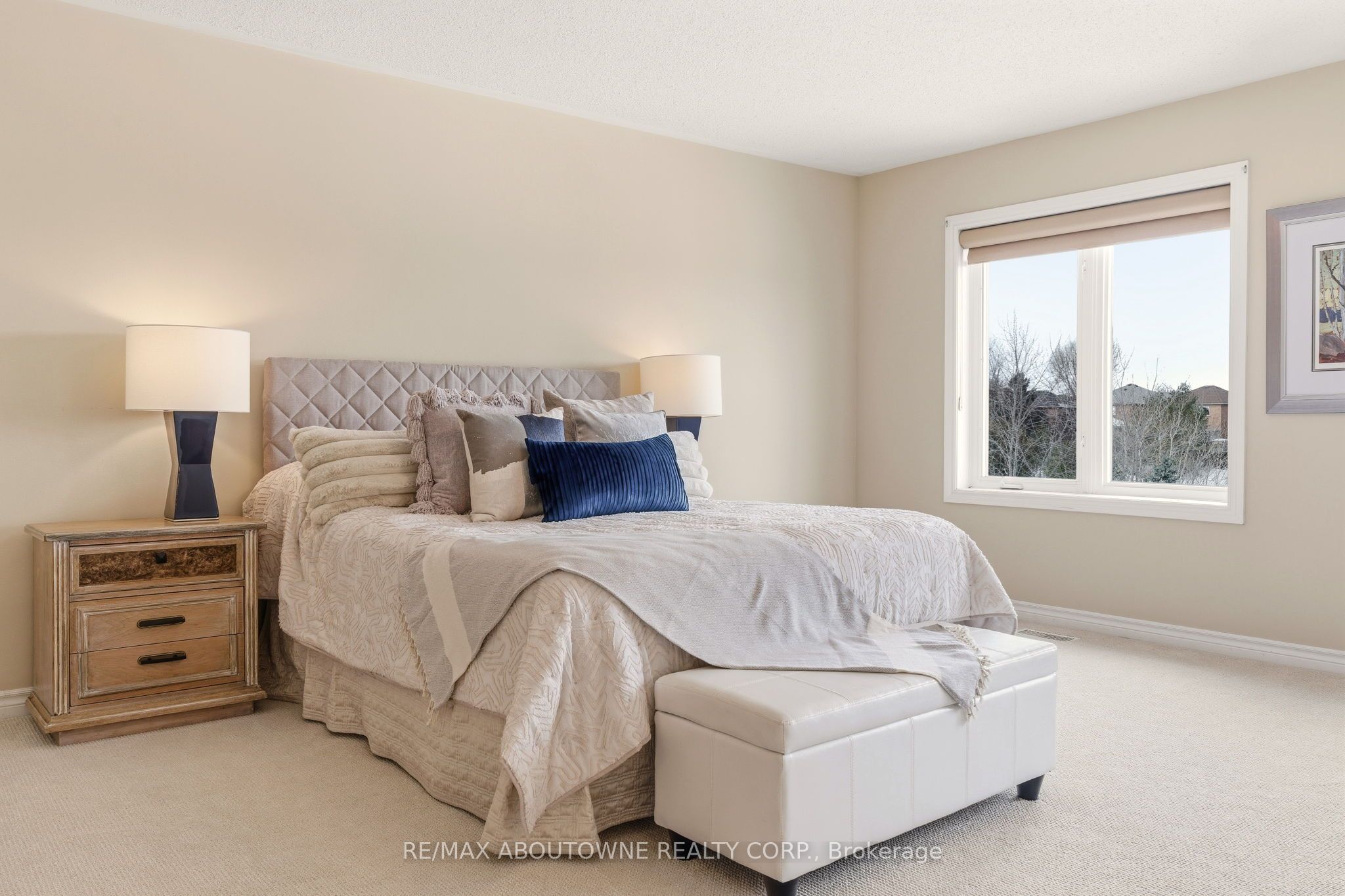 34 – 300 Ravineview Way, Oakville ‣ W12839656 34 – 300 Ravineview Way, Oakville ‣ W12839656