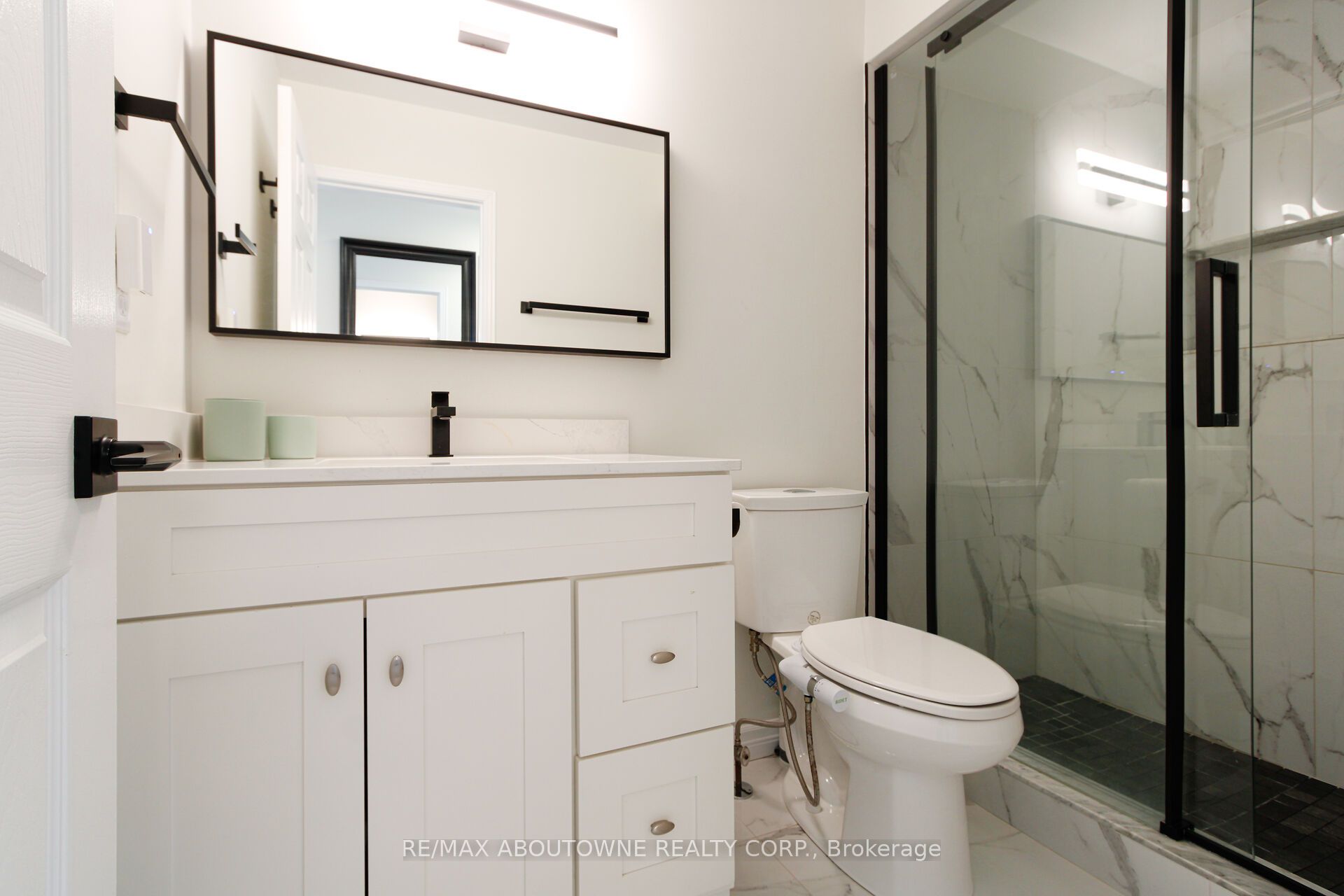 3845 Cedar Hedge Rise, Mississauga ‣ W12841434 3845 Cedar Hedge Rise, Mississauga ‣ W12841434