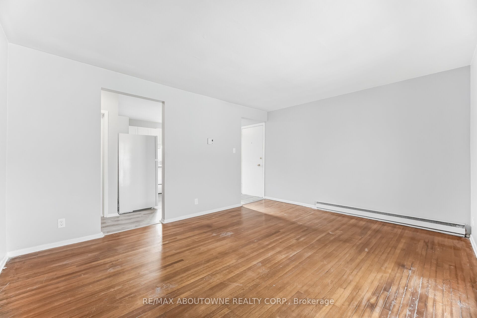 2320 Hixon Street, Oakville ‣ W12842286 2320 Hixon Street, Oakville ‣ W12842286