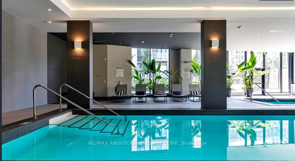 B0822 – 133 Bronte Road, Oakville ‣ W12845268 B0822 – 133 Bronte Road, Oakville ‣ W12845268