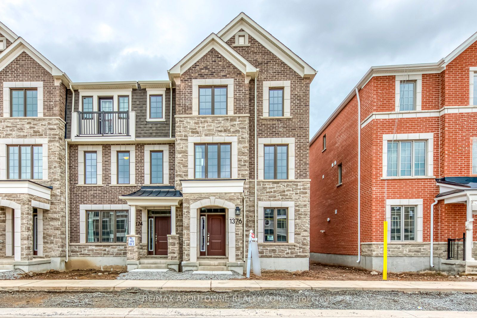 1365 William Halton Parkway, Oakville