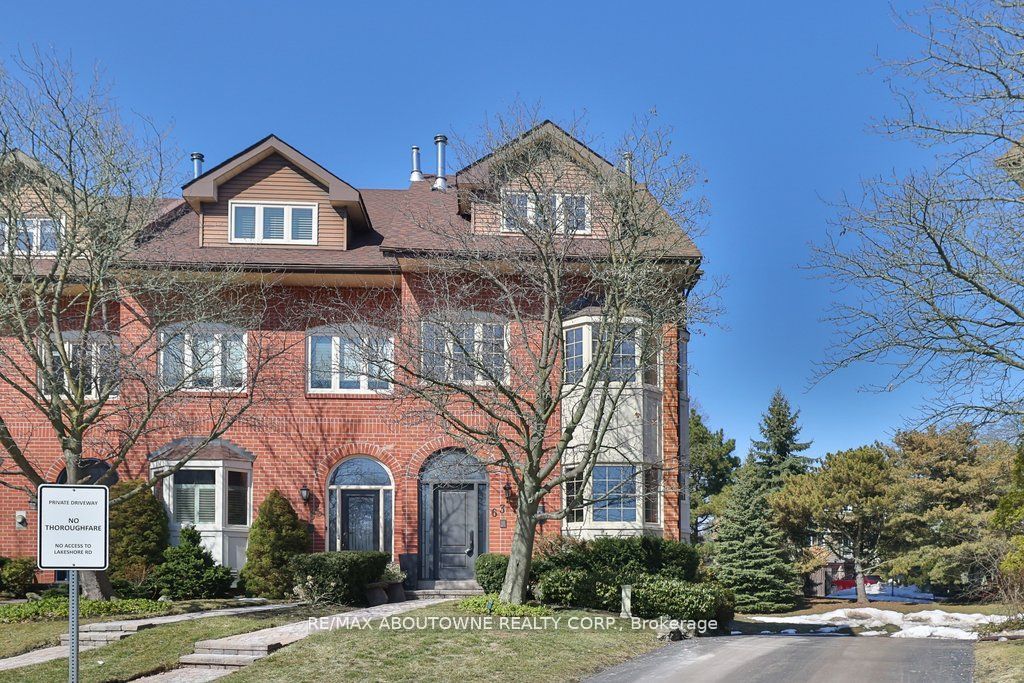 63 TRADEWIND Drive, Oakville