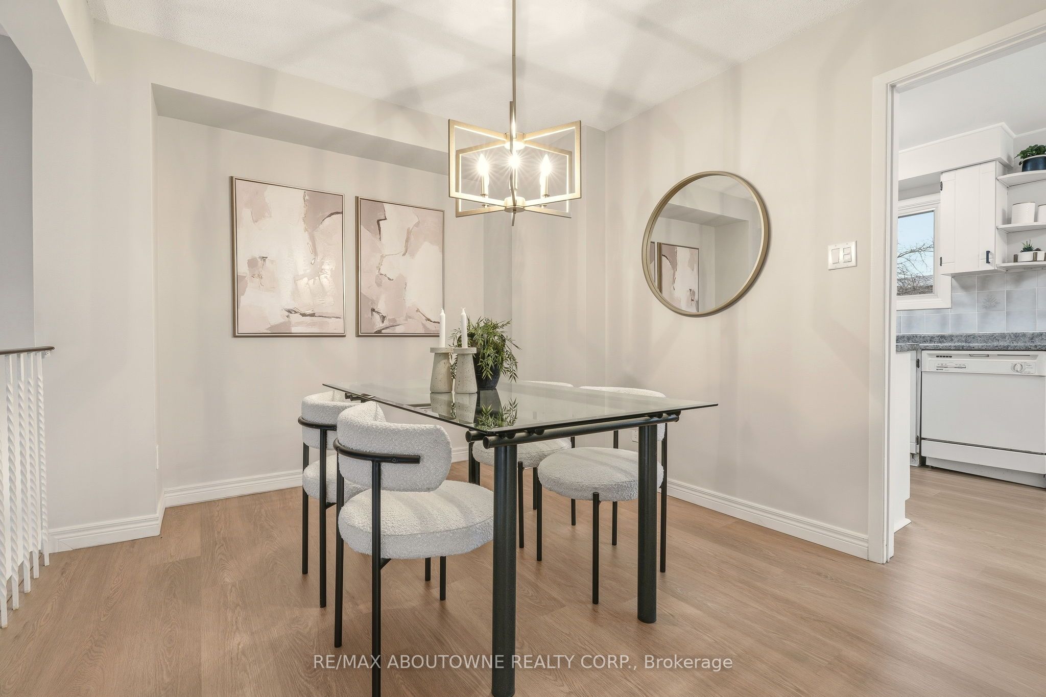 54 – 6040 Montevideo Road, Mississauga ‣ W12882564 54 – 6040 Montevideo Road, Mississauga ‣ W12882564