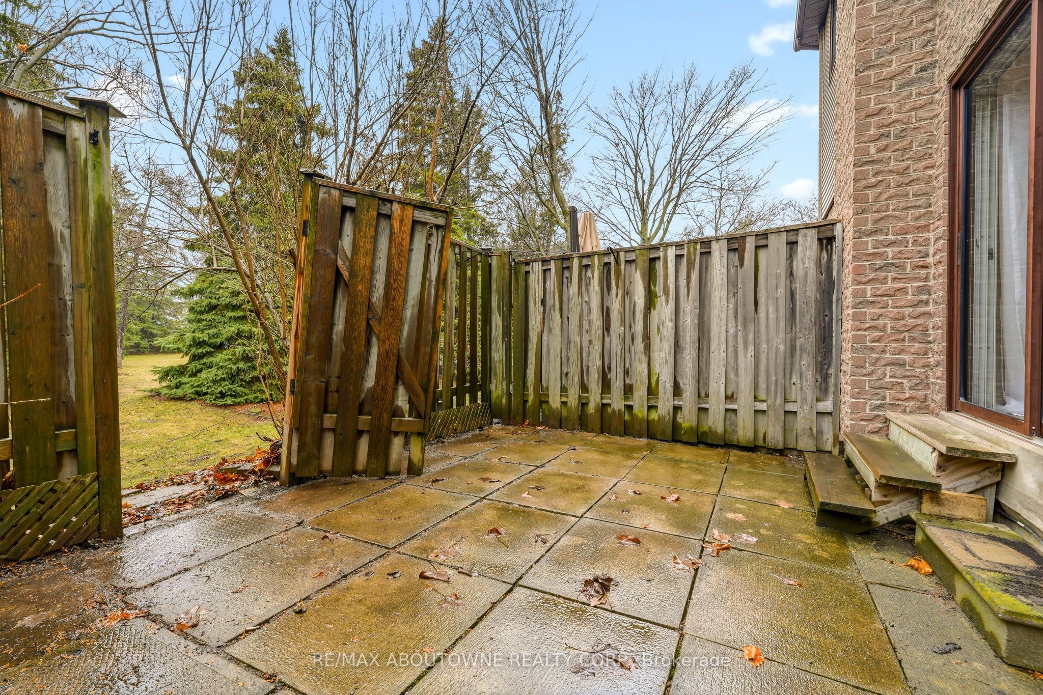 54 – 6040 Montevideo Road, Mississauga ‣ W12882564 54 – 6040 Montevideo Road, Mississauga ‣ W12882564