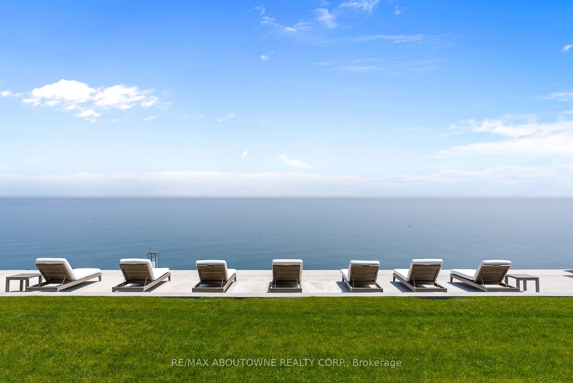 3 Ennisclare Drive, Oakville ‣ W12884912 3 Ennisclare Drive, Oakville ‣ W12884912