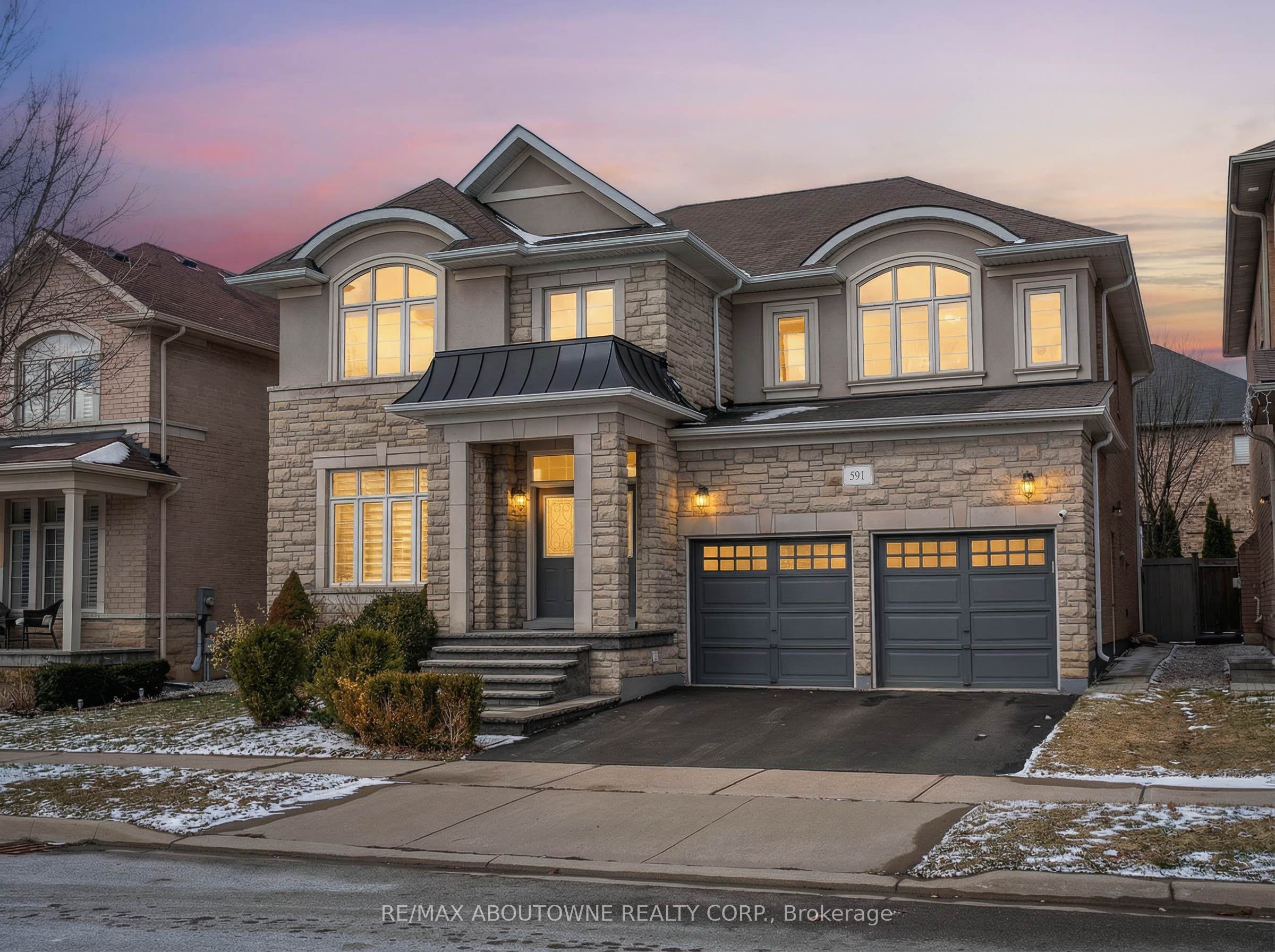 591 Hidden Trail, Oakville