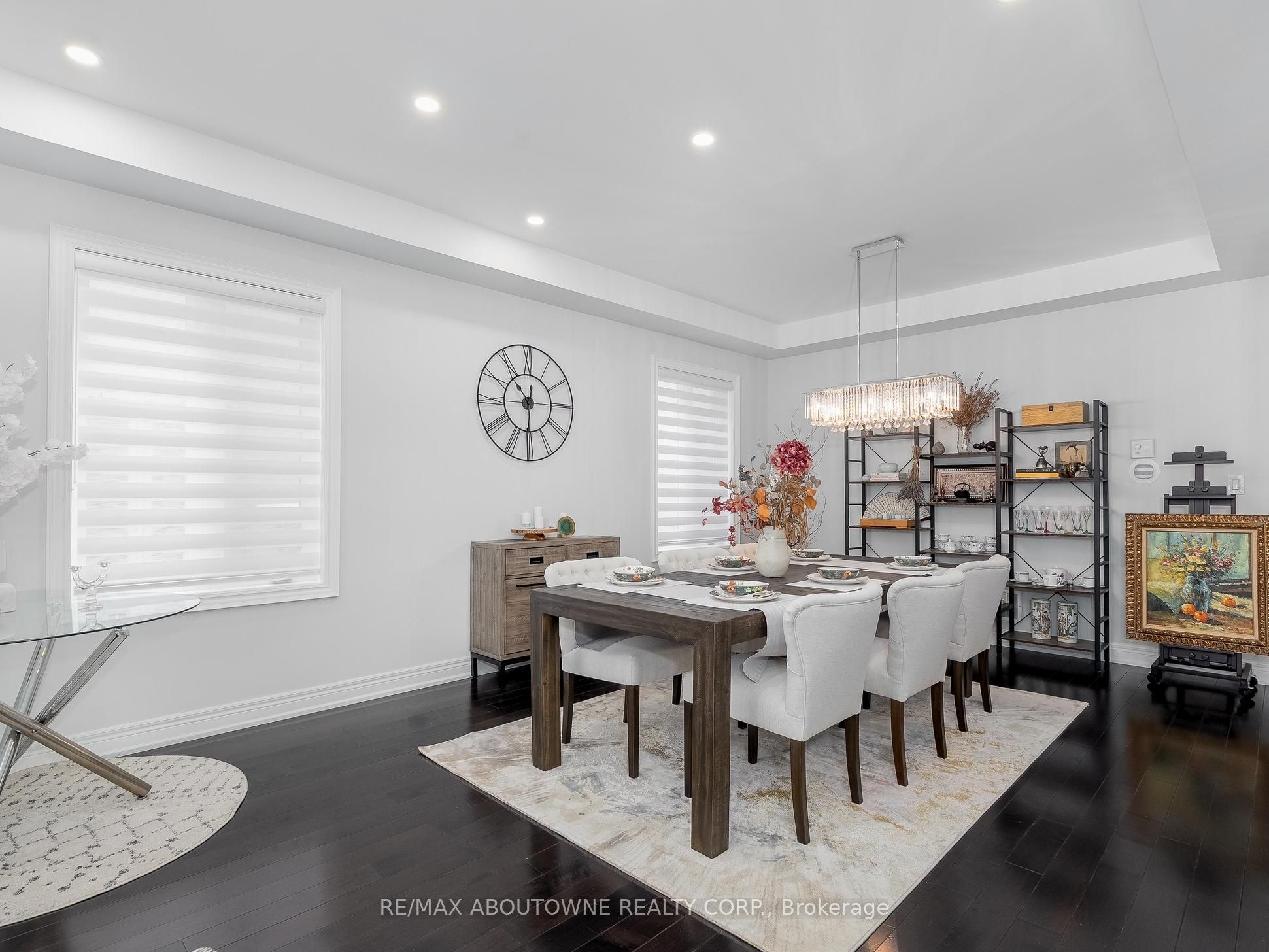 591 Hidden Trail, Oakville ‣ W12902904 591 Hidden Trail, Oakville ‣ W12902904