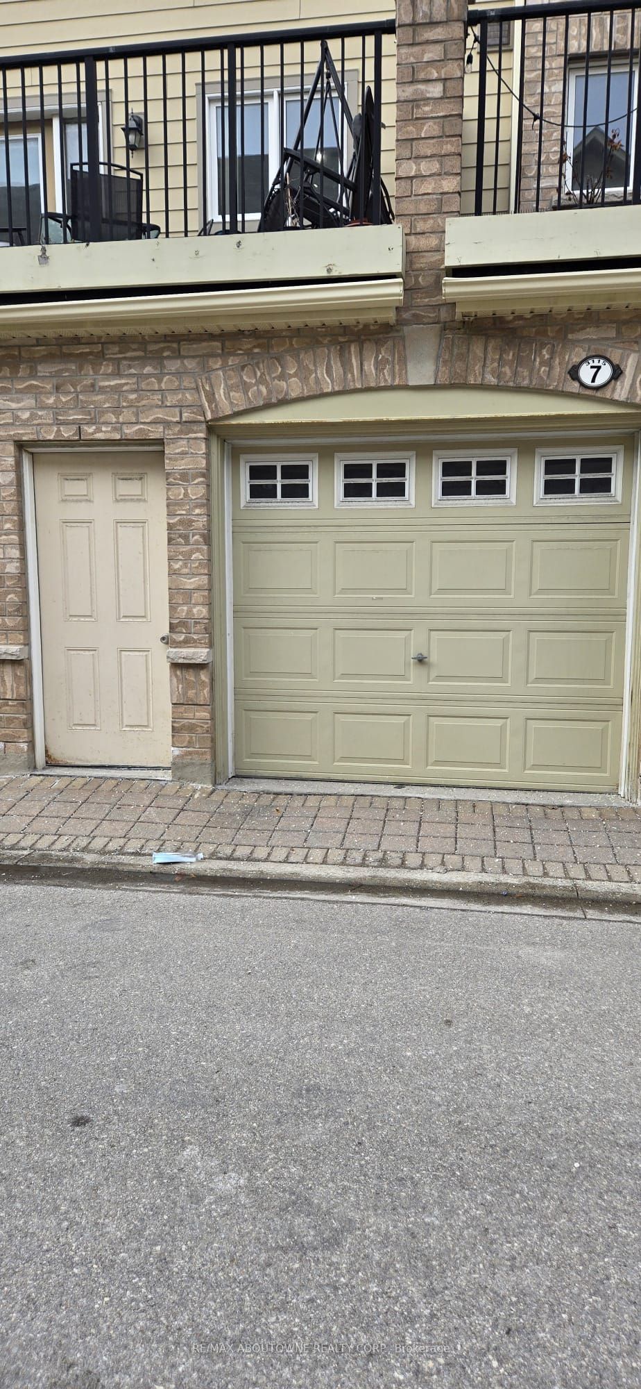 7 – 3115 Boxford Crescent, Mississauga ‣ W12902910 7 – 3115 Boxford Crescent, Mississauga ‣ W12902910