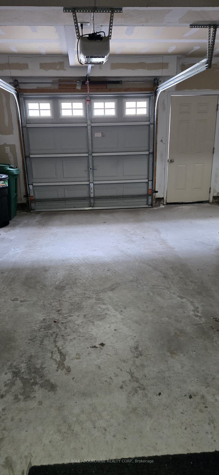 7 – 3115 Boxford Crescent, Mississauga ‣ W12902910 7 – 3115 Boxford Crescent, Mississauga ‣ W12902910