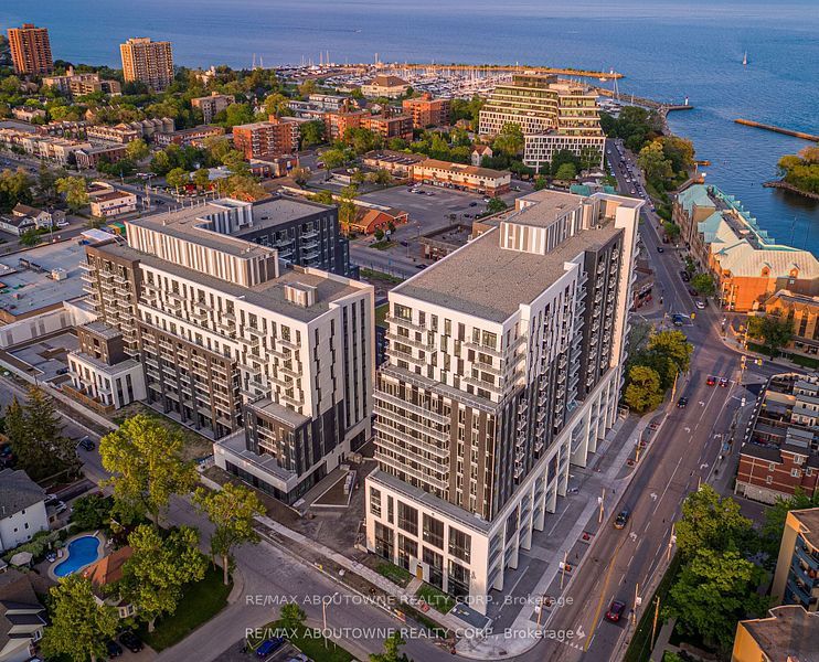 B0602 – 133 Bronte Road, Oakville