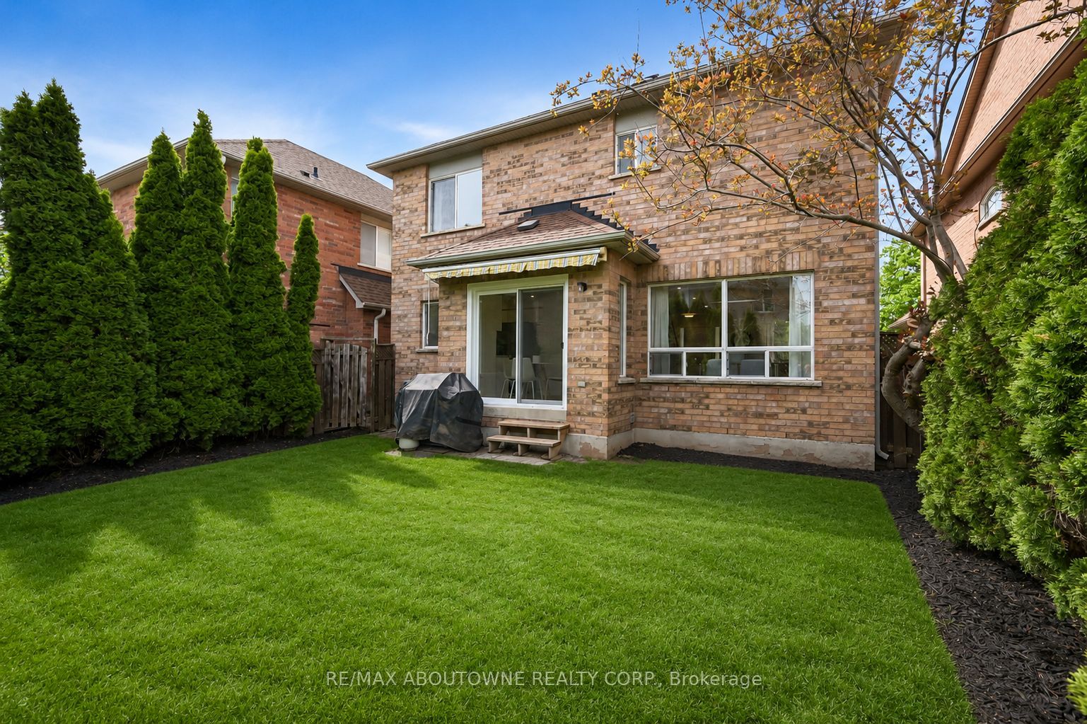 1493 Derby County Crescent, Oakville ‣ W13162050 1493 Derby County Crescent, Oakville ‣ W13162050
