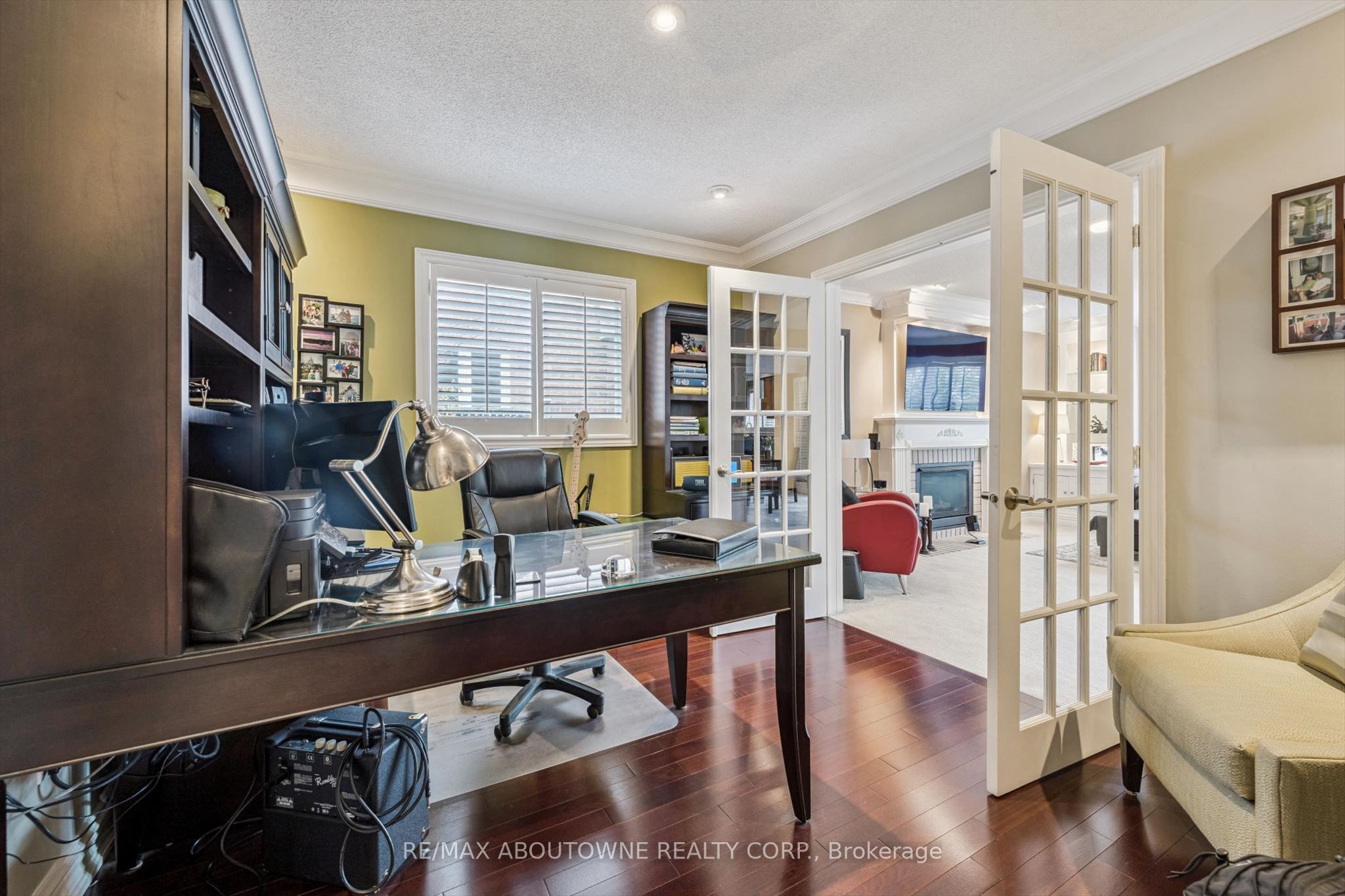 154 Howell Road, Oakville ‣ W13175470 154 Howell Road, Oakville ‣ W13175470