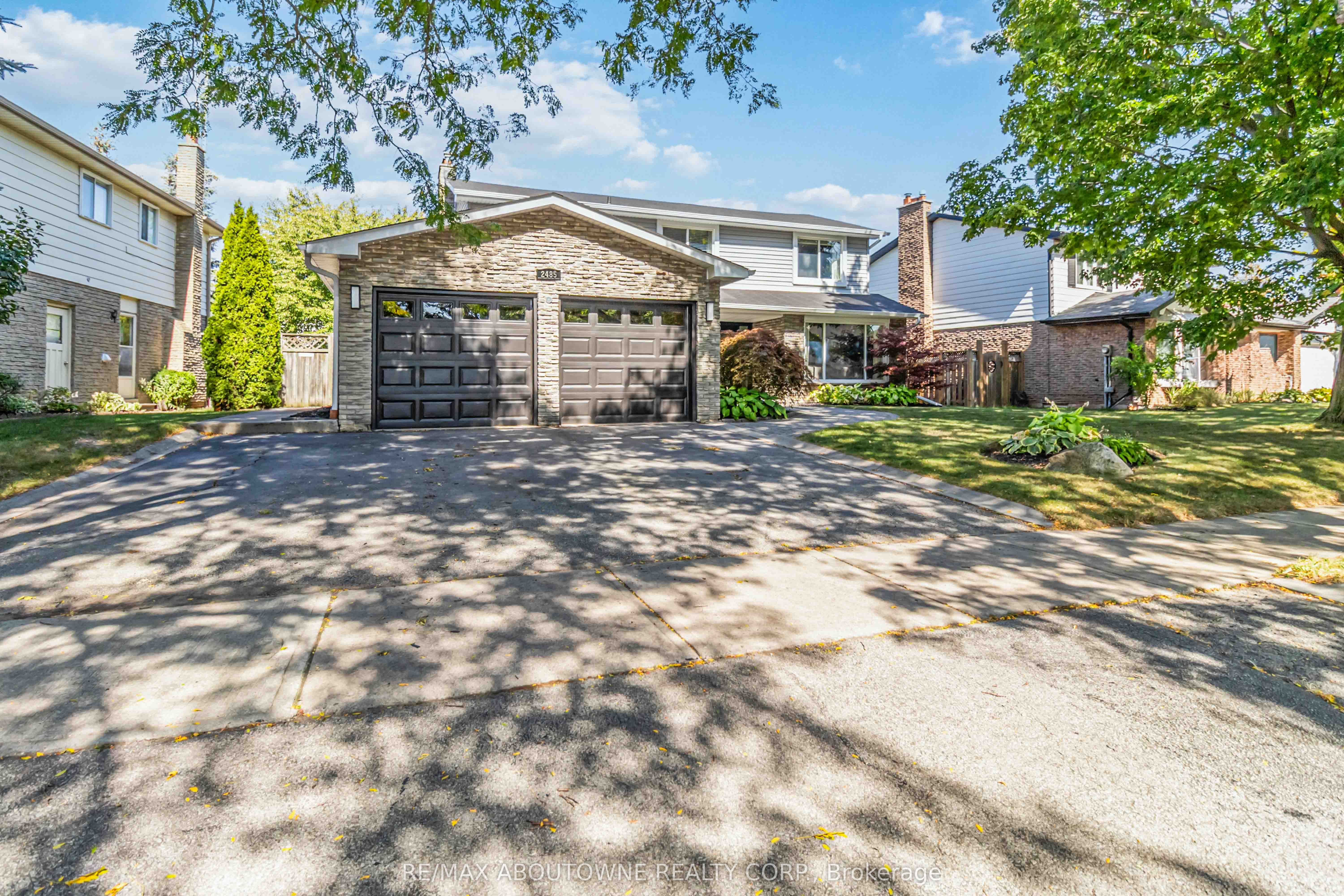 2485 Woburn Crescent, Oakville