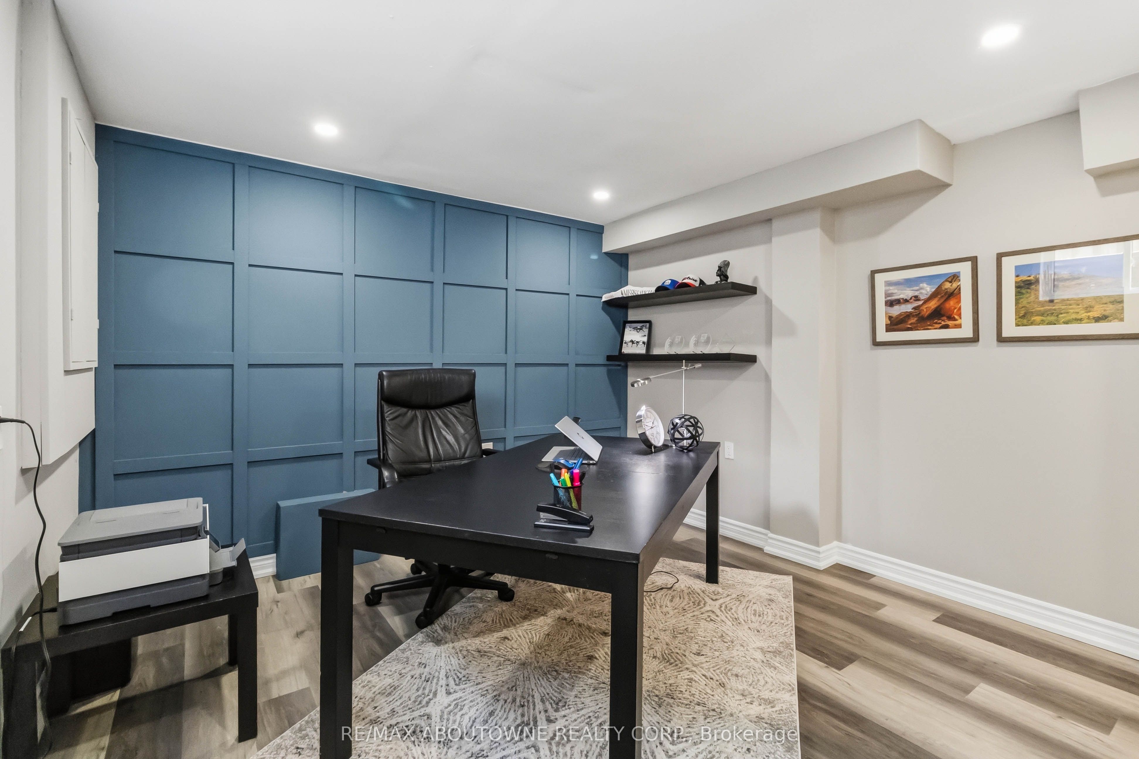 2485 Woburn Crescent, Oakville ‣ W13227178 2485 Woburn Crescent, Oakville ‣ W13227178