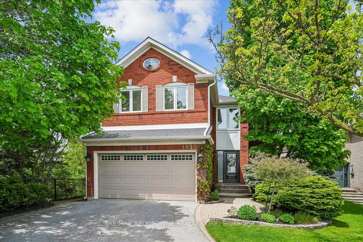 1053 Old Oak Drive, Oakville