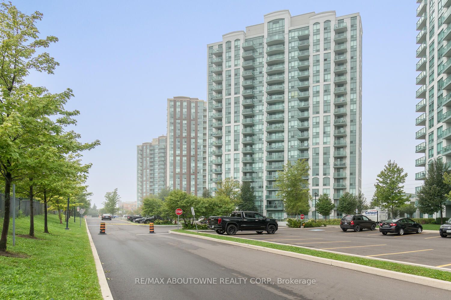 4 – 4850 Glen Erin Drive, Mississauga