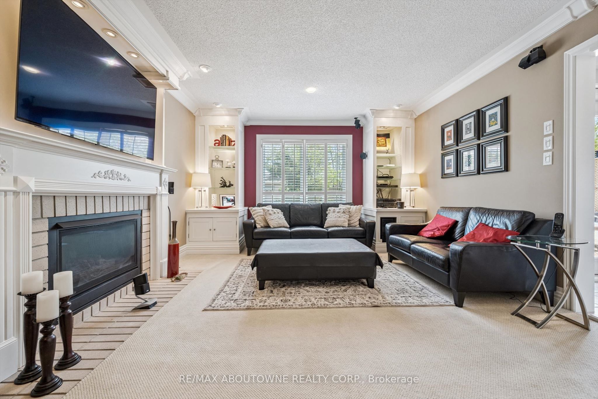 154 Howell Road, Oakville ‣ W13427740 154 Howell Road, Oakville ‣ W13427740