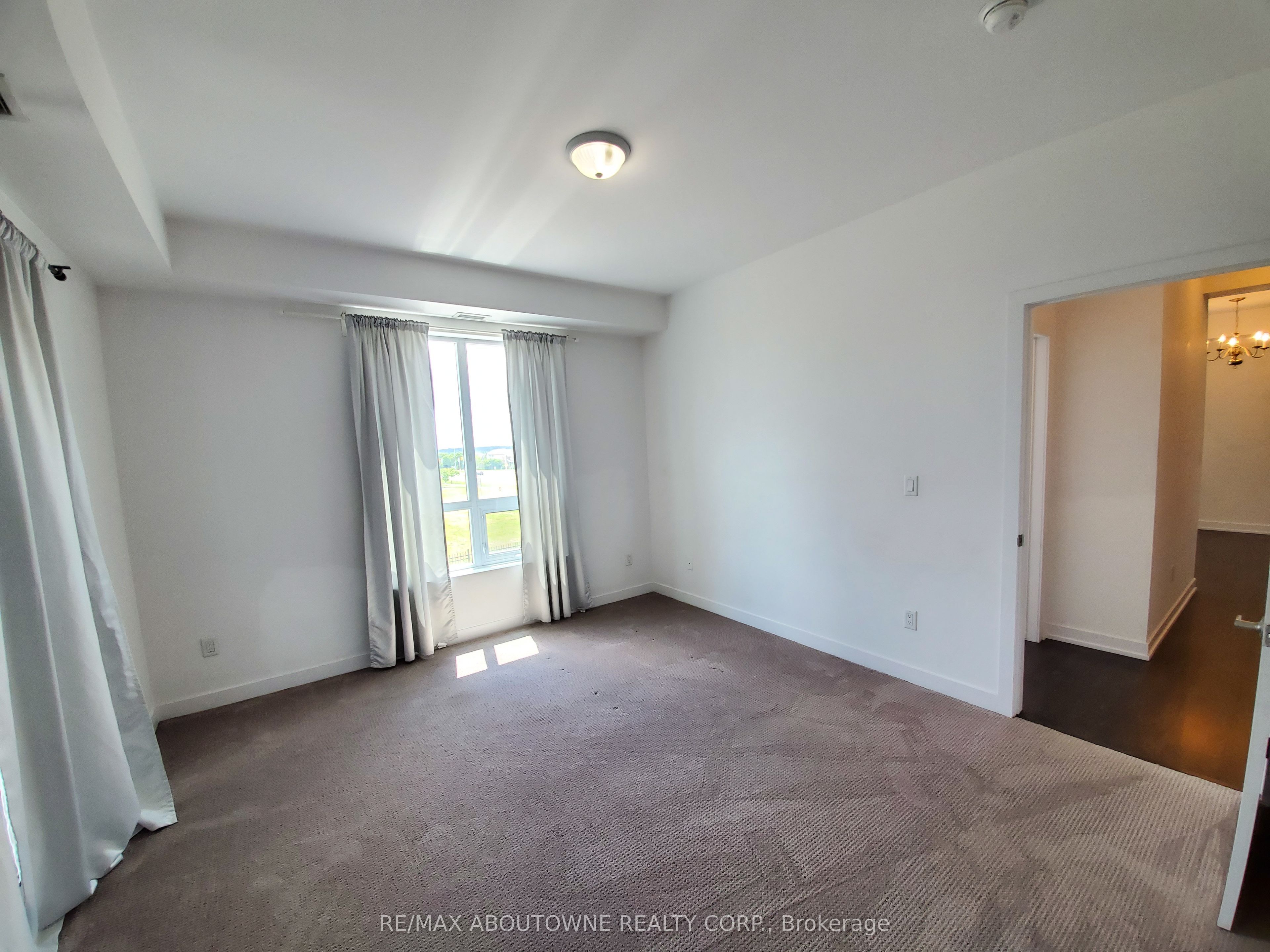 Call LBO – 2490 OLD BRONTE Road, Oakville ‣ W13428516 Call LBO – 2490 OLD BRONTE Road, Oakville ‣ W13428516