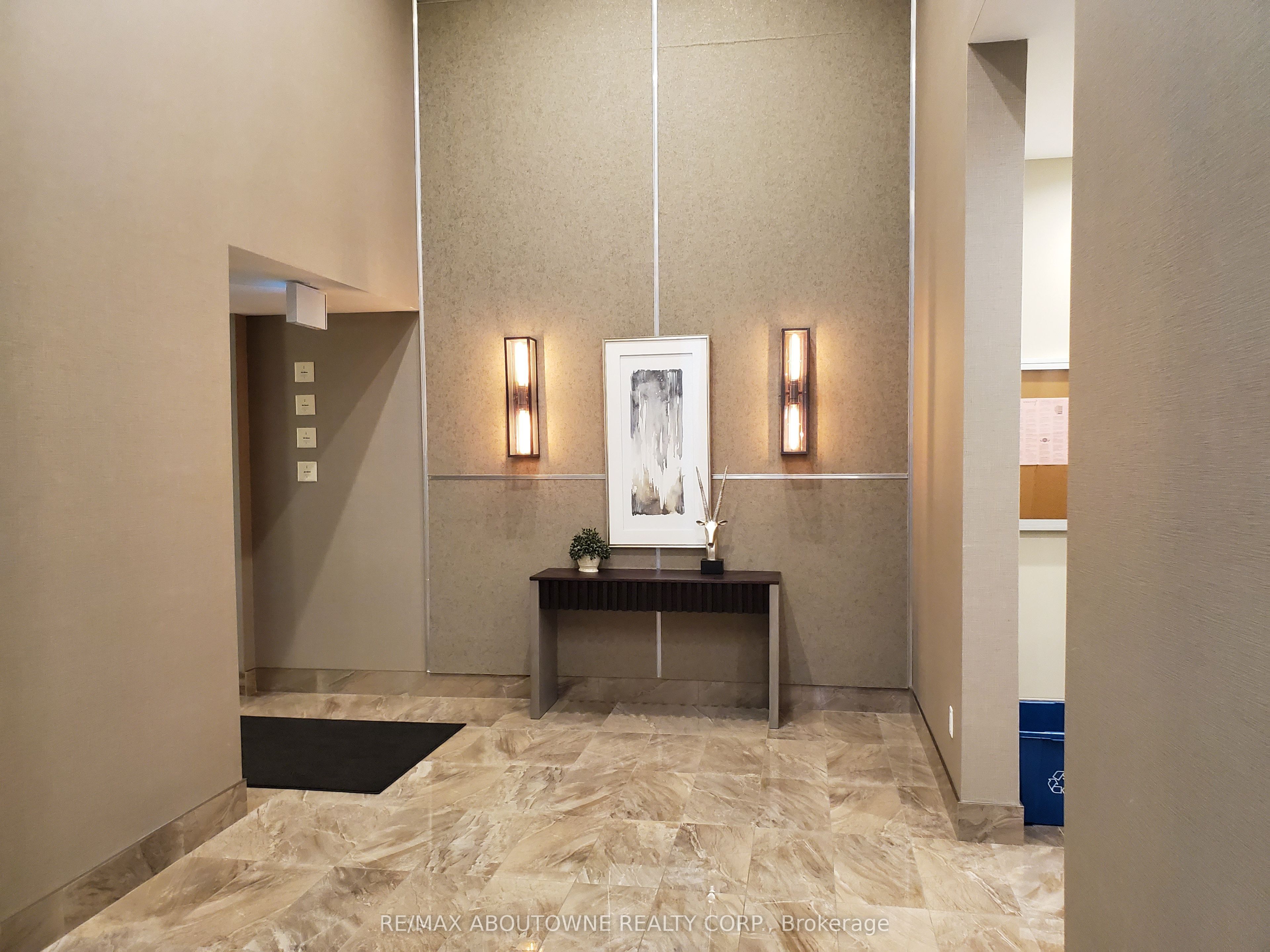 Call LBO – 2490 OLD BRONTE Road, Oakville ‣ W13428516 Call LBO – 2490 OLD BRONTE Road, Oakville ‣ W13428516