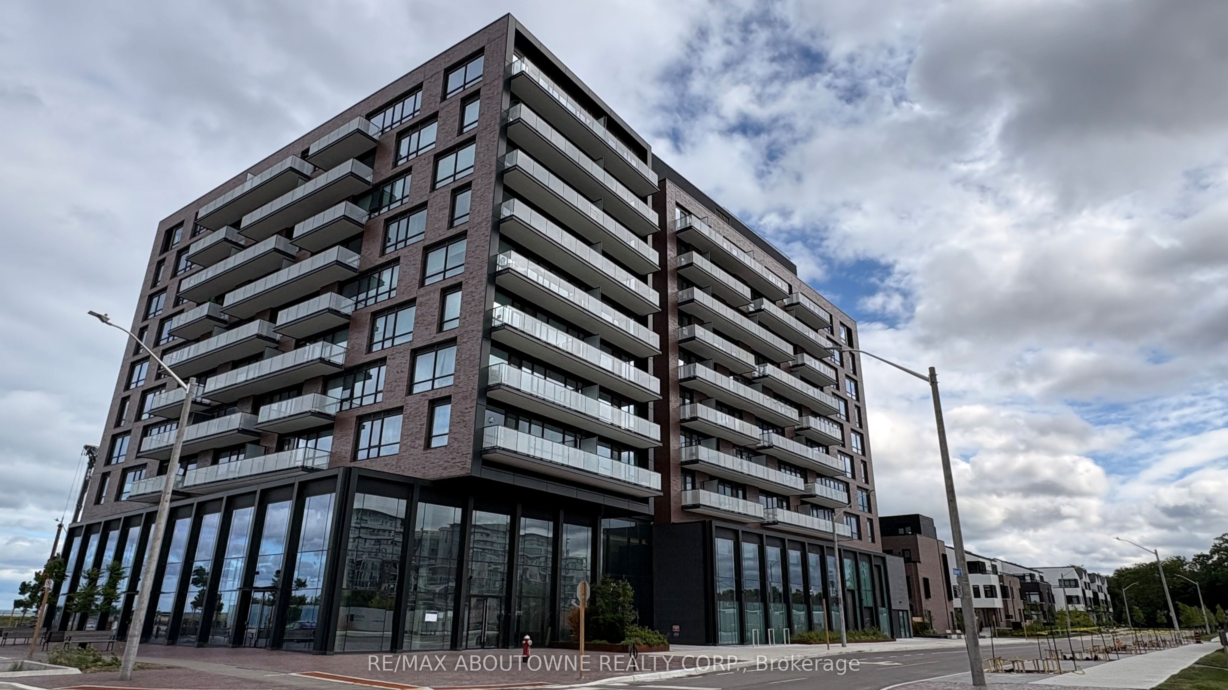 08 – 251 Masonry Way, Mississauga