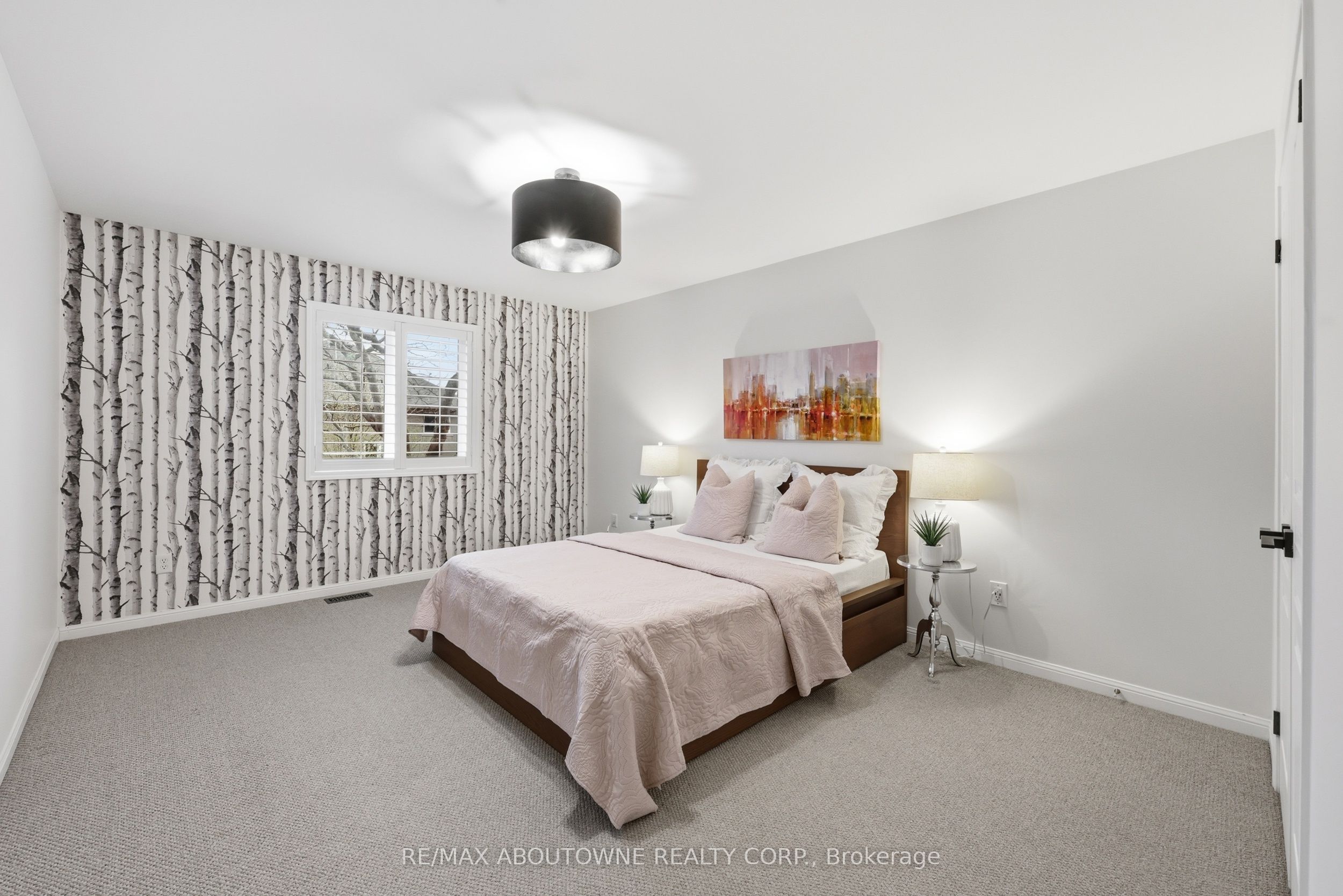 2202 Brookhaven Crescent, Oakville ‣ W13466166 2202 Brookhaven Crescent, Oakville ‣ W13466166