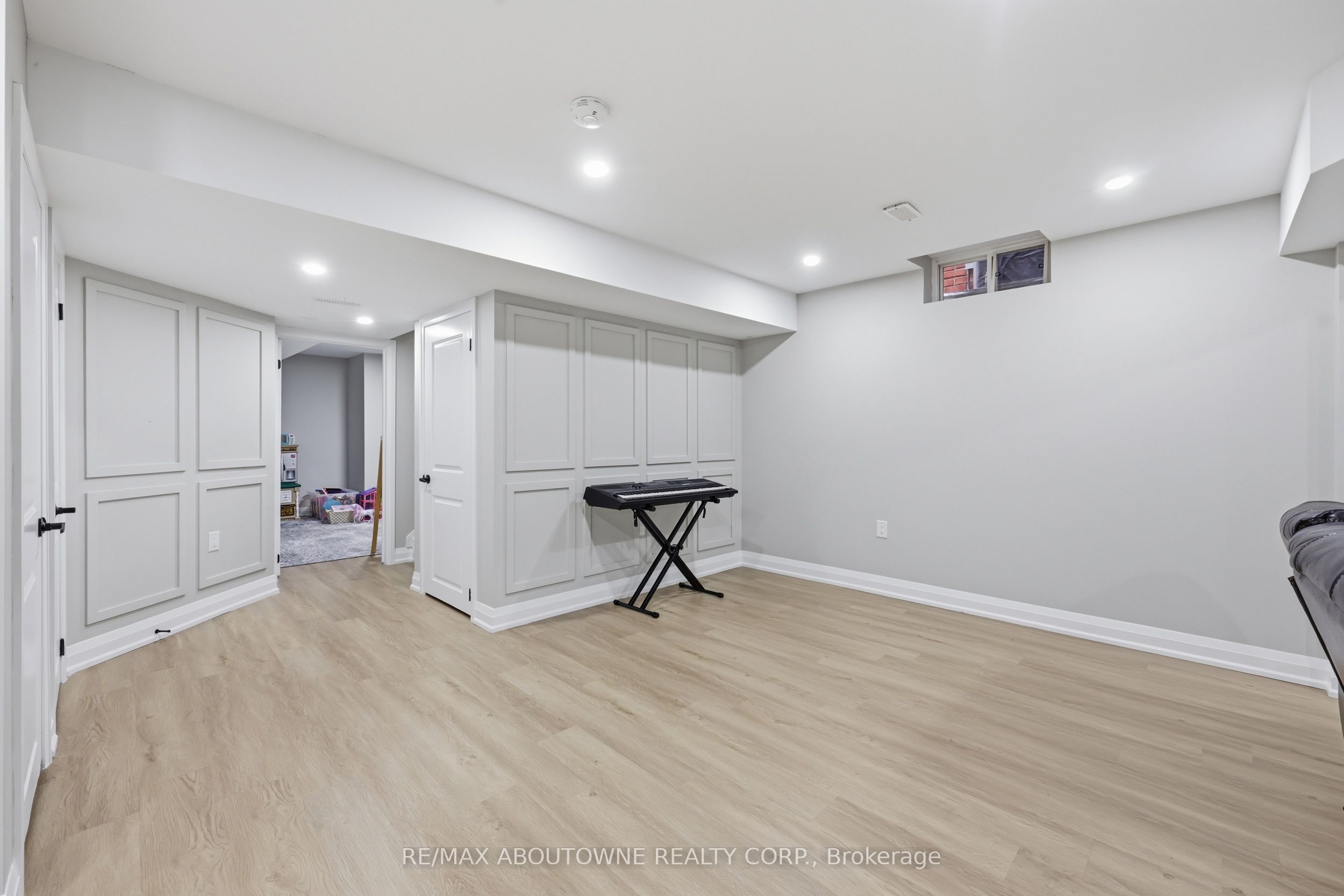 2202 Brookhaven Crescent, Oakville ‣ W13466166 2202 Brookhaven Crescent, Oakville ‣ W13466166