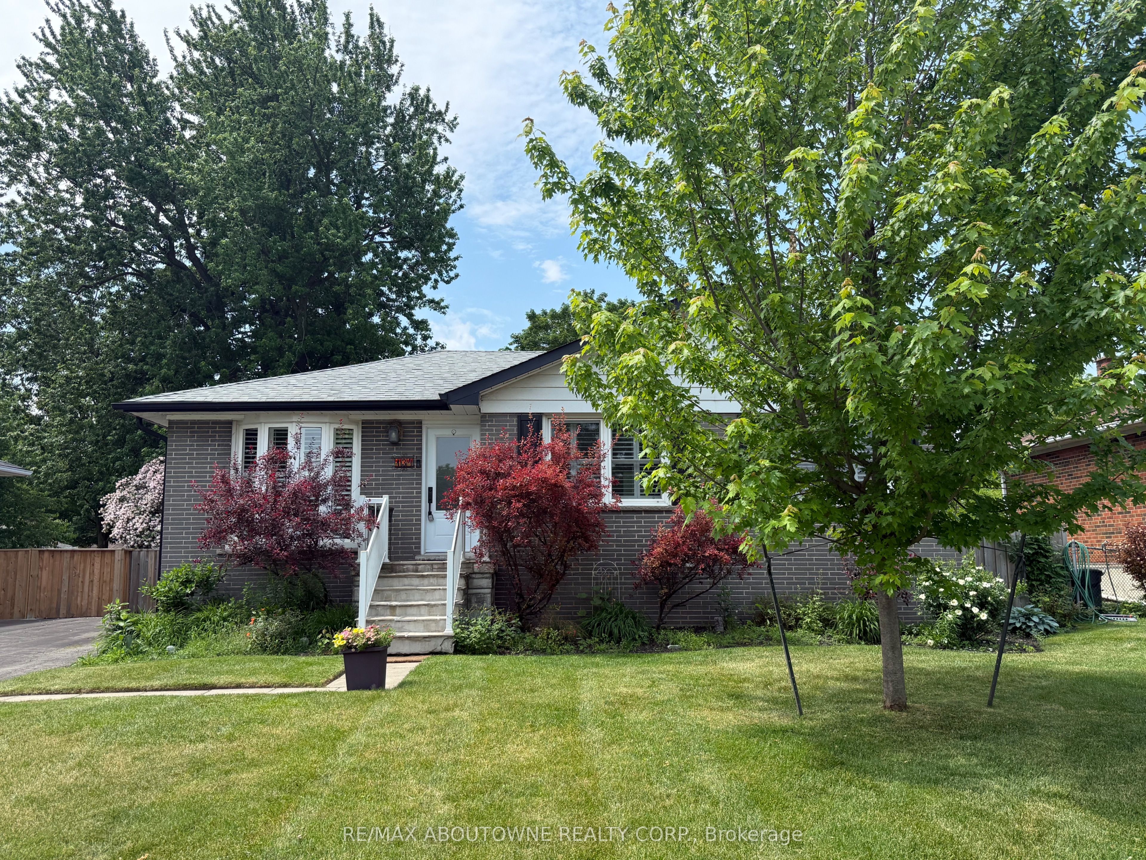 134 Wakefield Road, Milton ‣ W13468428 134 Wakefield Road, Milton ‣ W13468428