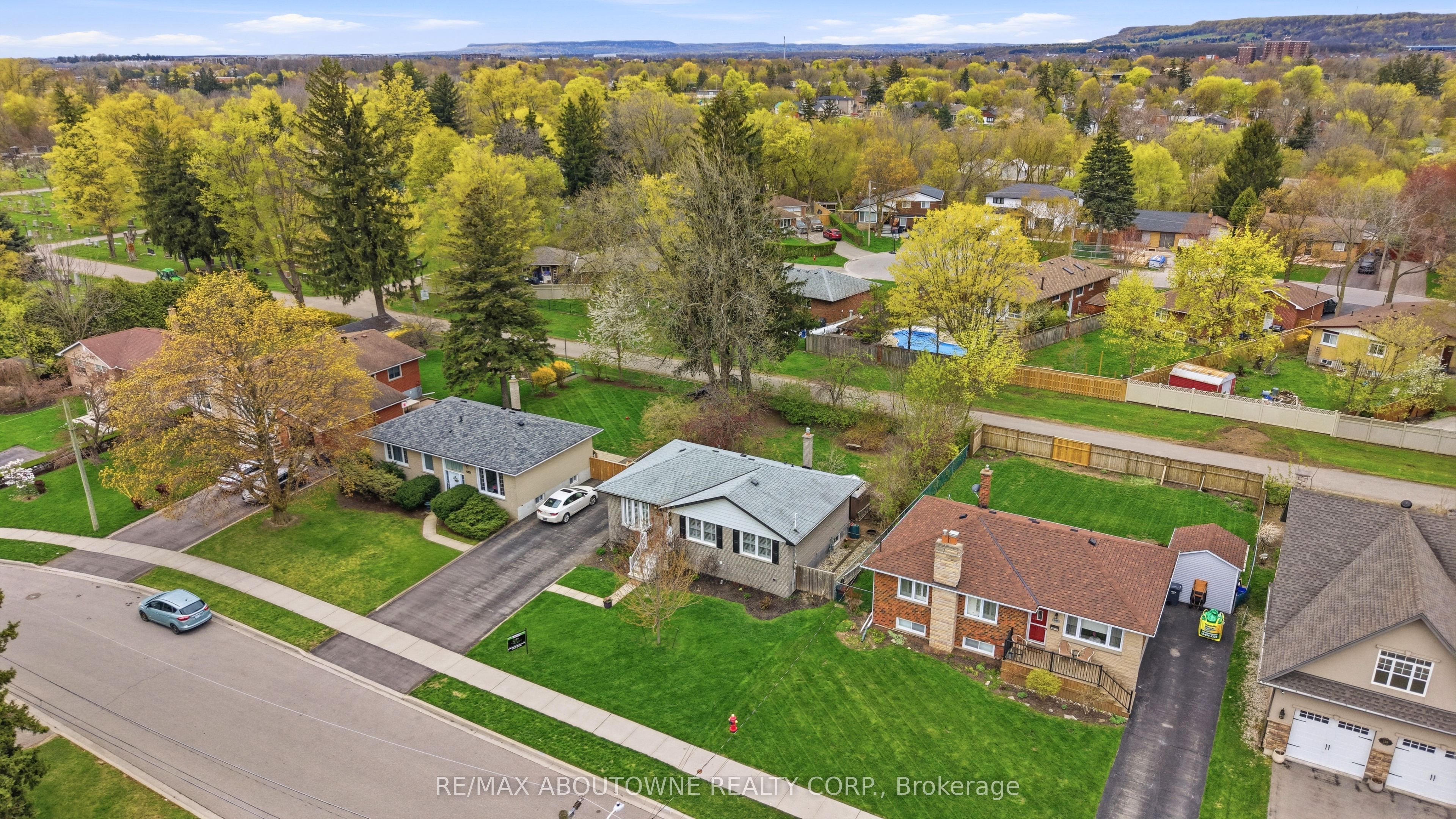 134 Wakefield Road, Milton ‣ W13468428 134 Wakefield Road, Milton ‣ W13468428