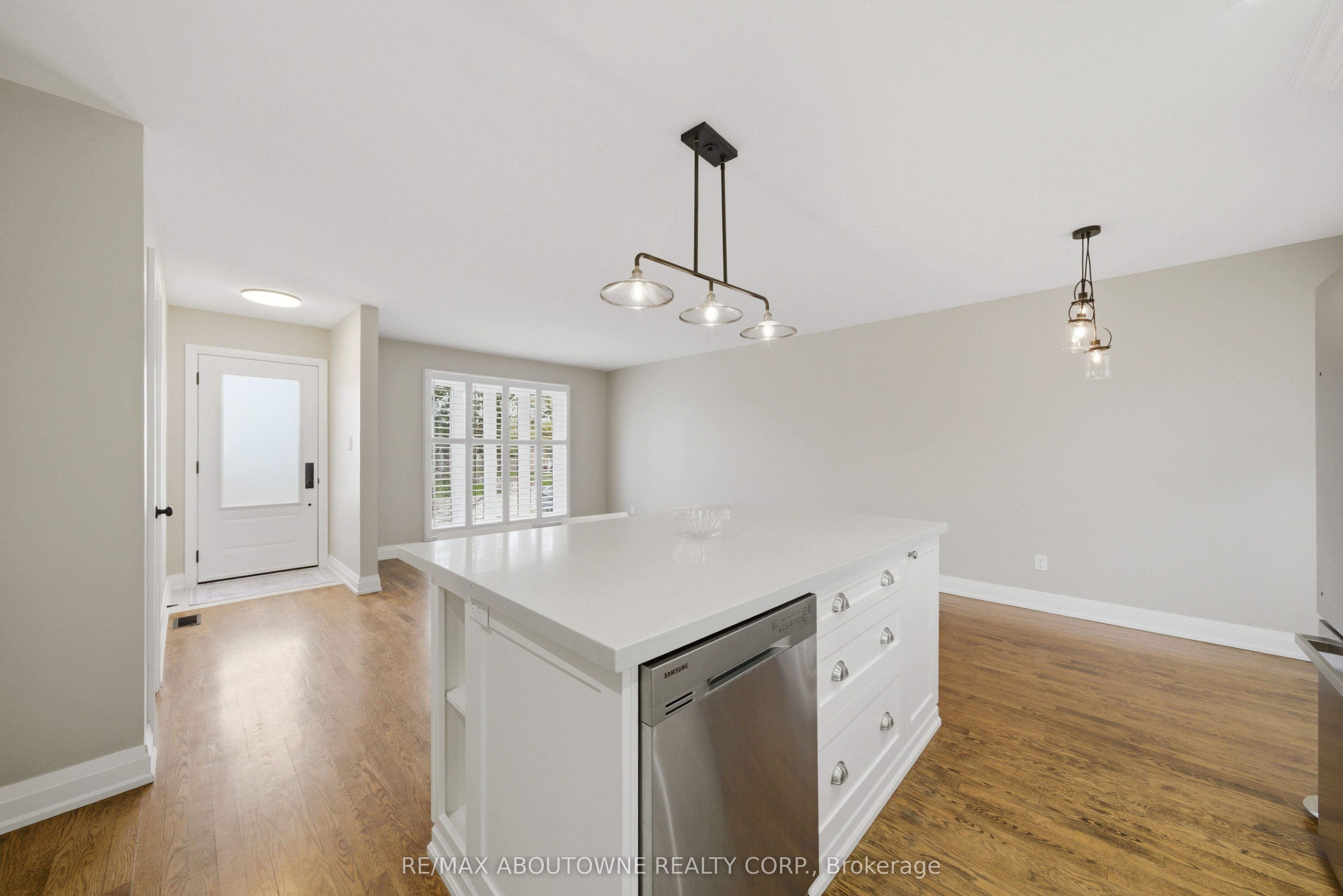 134 Wakefield Road, Milton ‣ W13468428 134 Wakefield Road, Milton ‣ W13468428